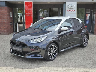 Toyota Yaris 1.5 Hybrid EXECUTIVE BI-TONE HEAD-UP STOELVERW BLIND SPOT 17'' LM-VELGEN PARK-SENSOREN NAVI APPLE/ANDROID CLIMA CAMERA AD-CRUISE