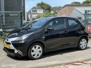 Hoofdafbeelding Toyota Aygo Toyota Aygo 1.0 VVT-i x-play
