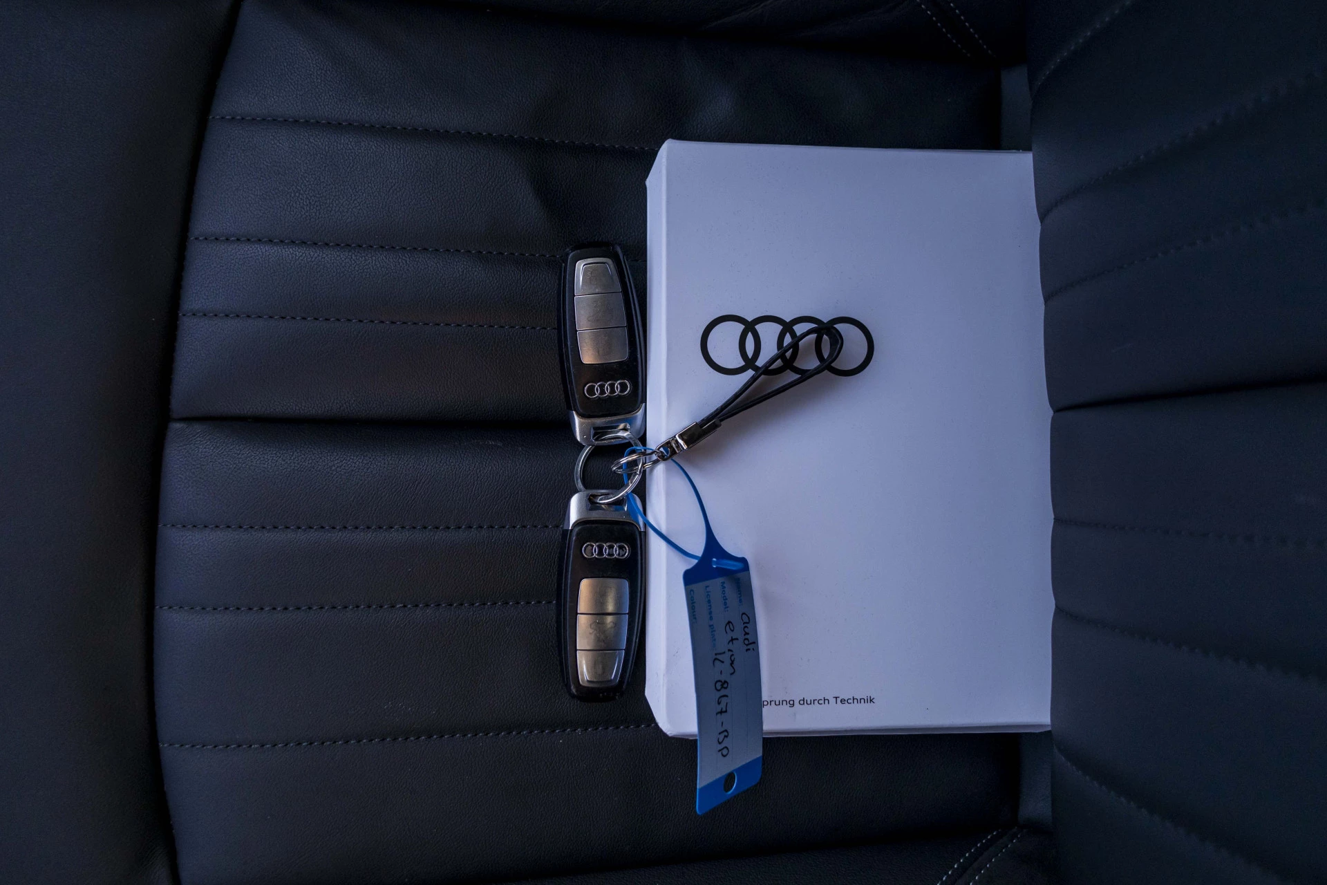 Hoofdafbeelding Audi e-tron