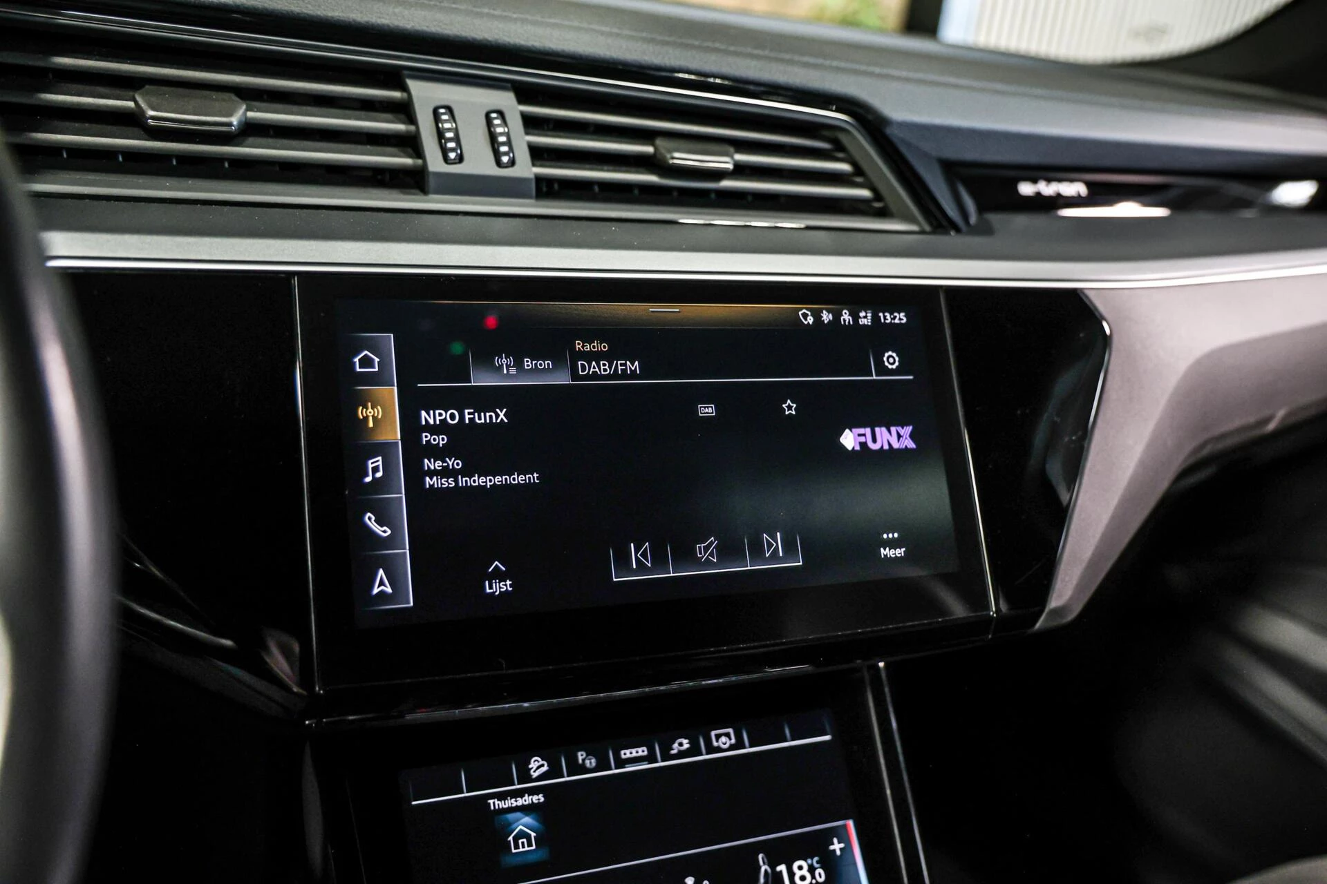 Hoofdafbeelding Audi Q8 e-tron