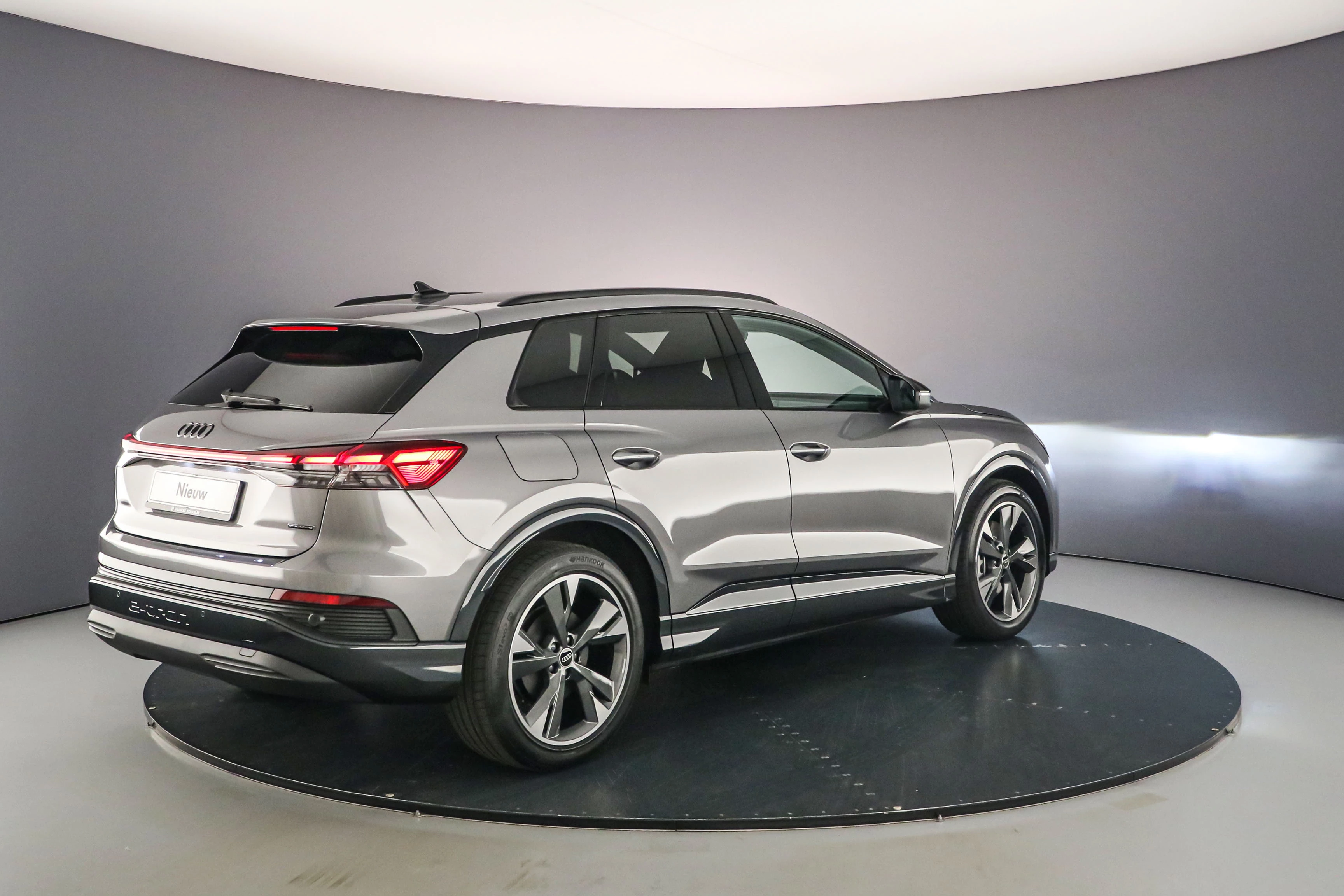 Hoofdafbeelding Audi Q4 e-tron
