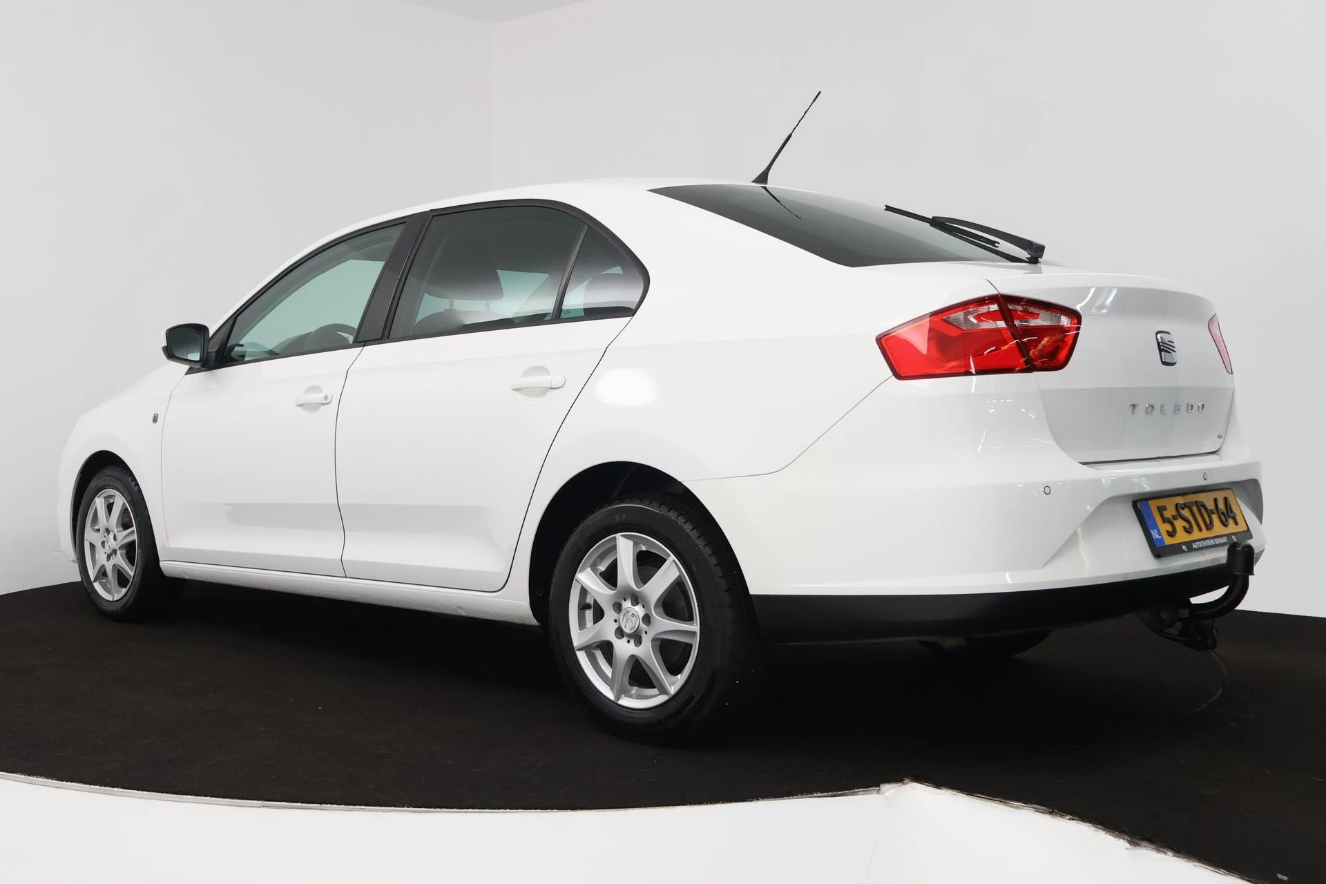 Hoofdafbeelding SEAT Toledo