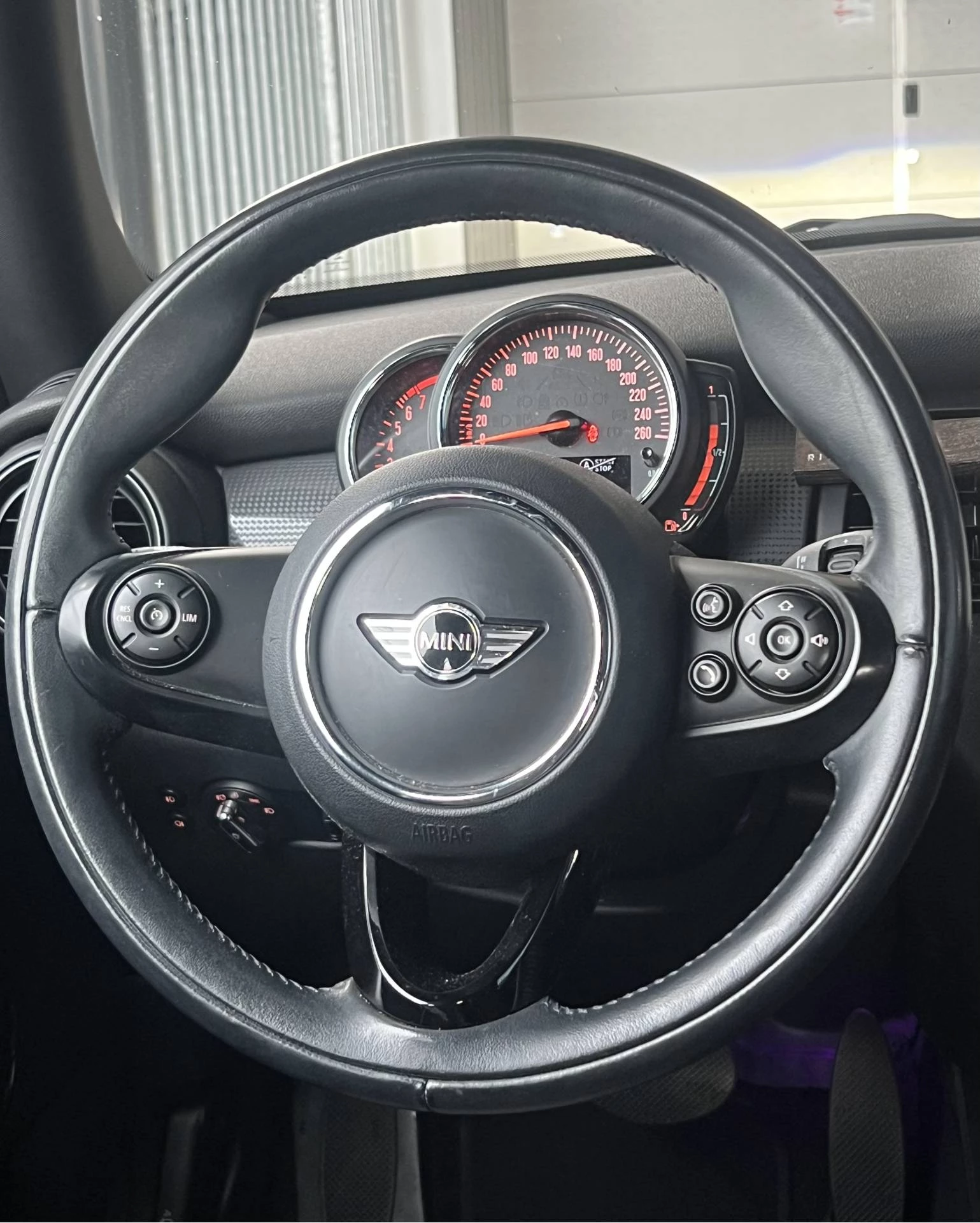 Hoofdafbeelding MINI Cooper