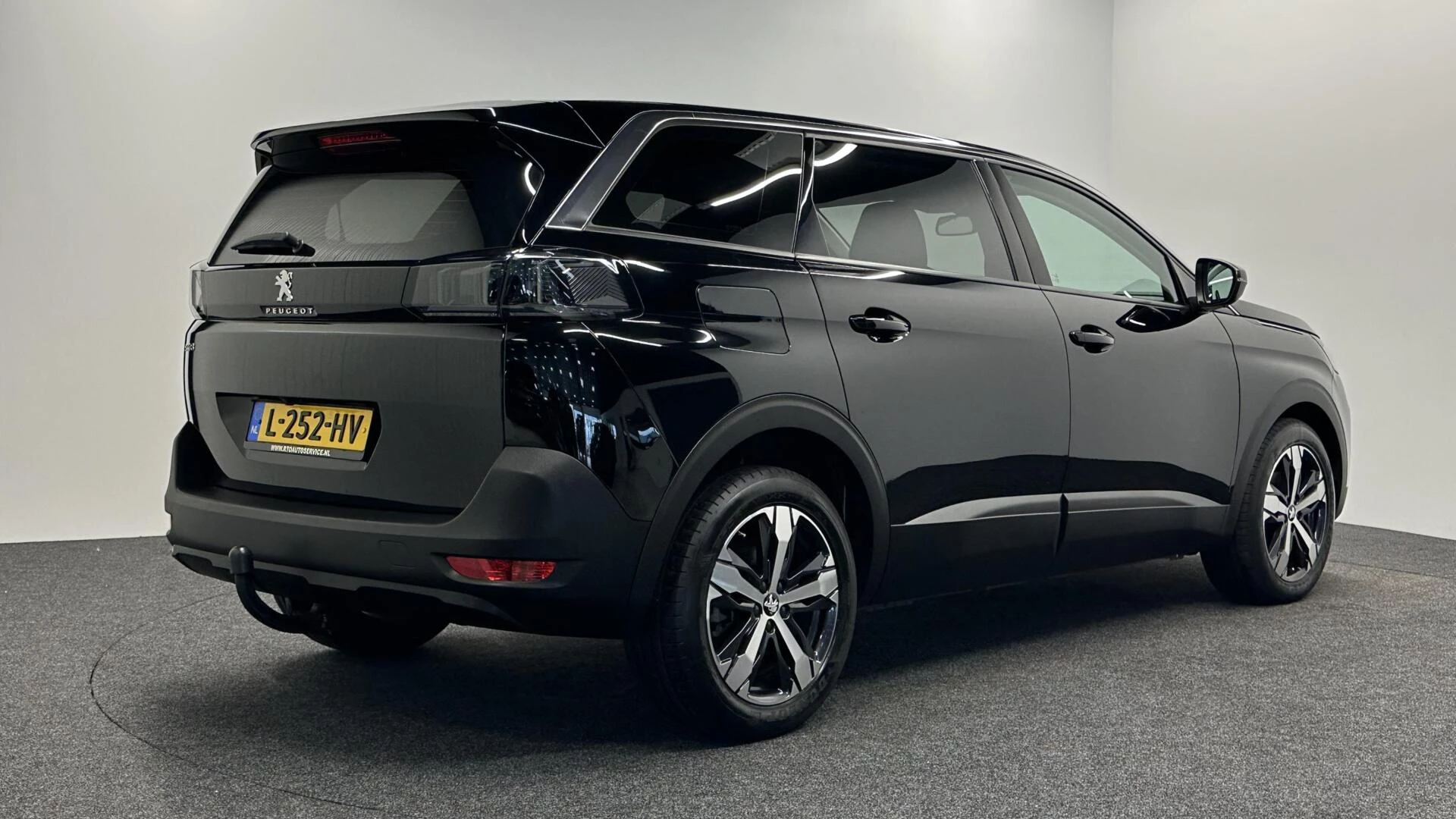 Hoofdafbeelding Peugeot 5008