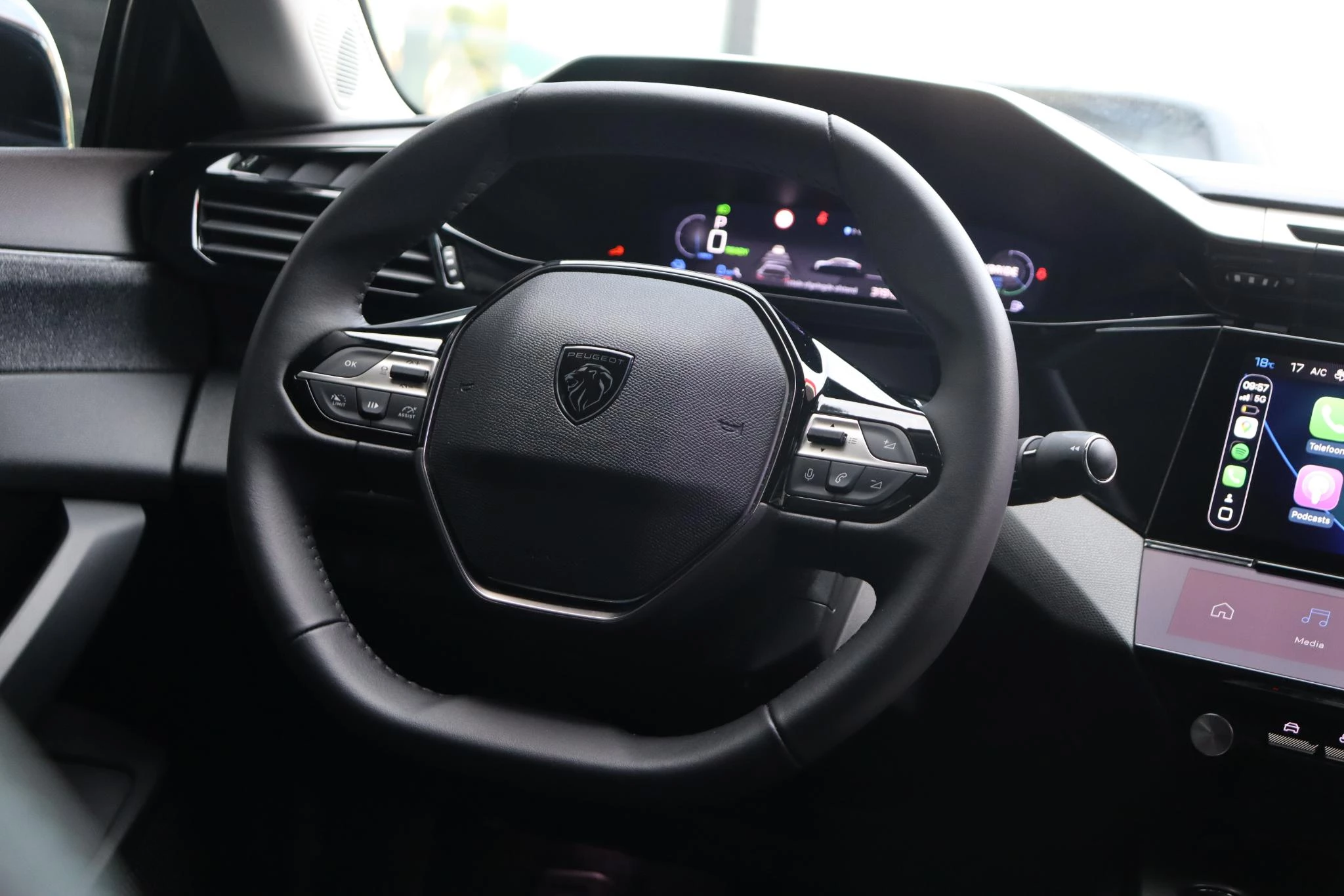 Hoofdafbeelding Peugeot 408