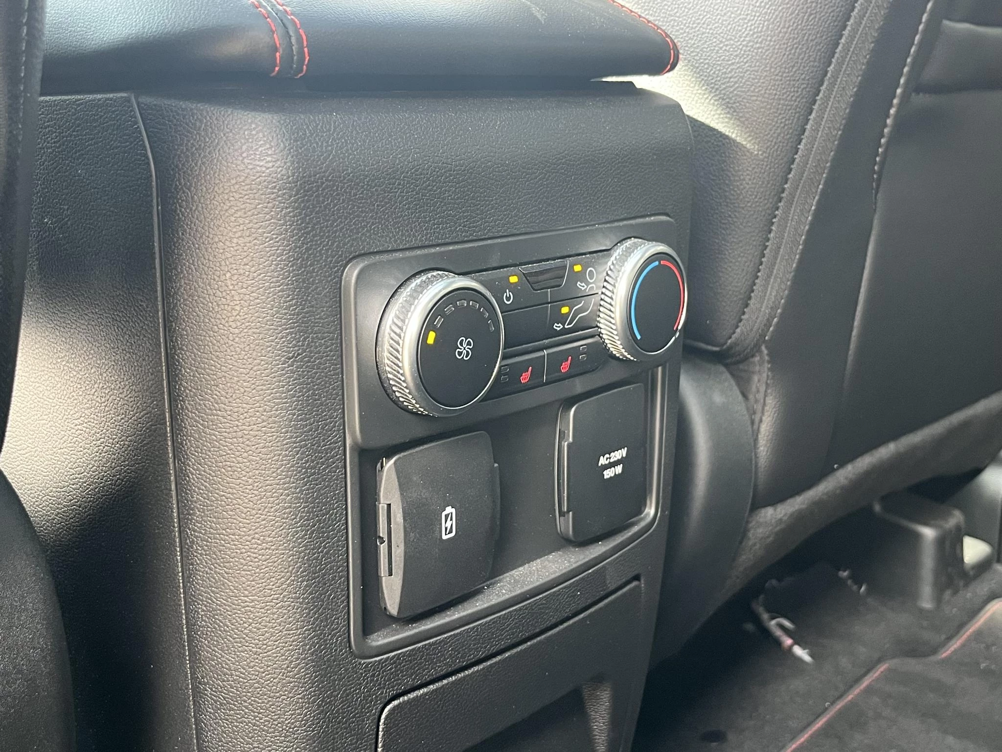 Hoofdafbeelding Ford Explorer