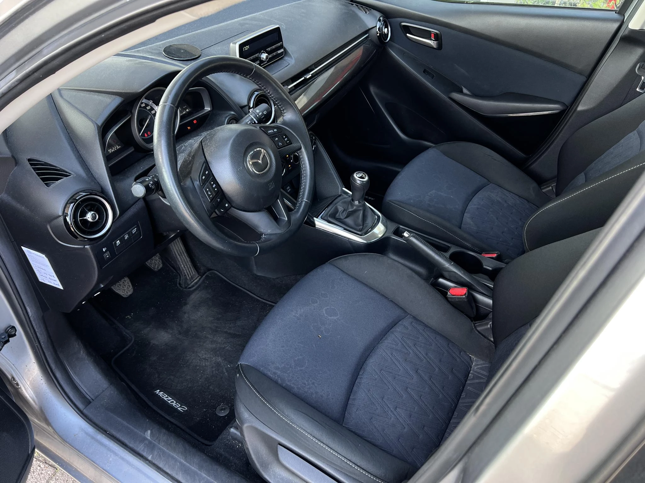 Hoofdafbeelding Mazda 2