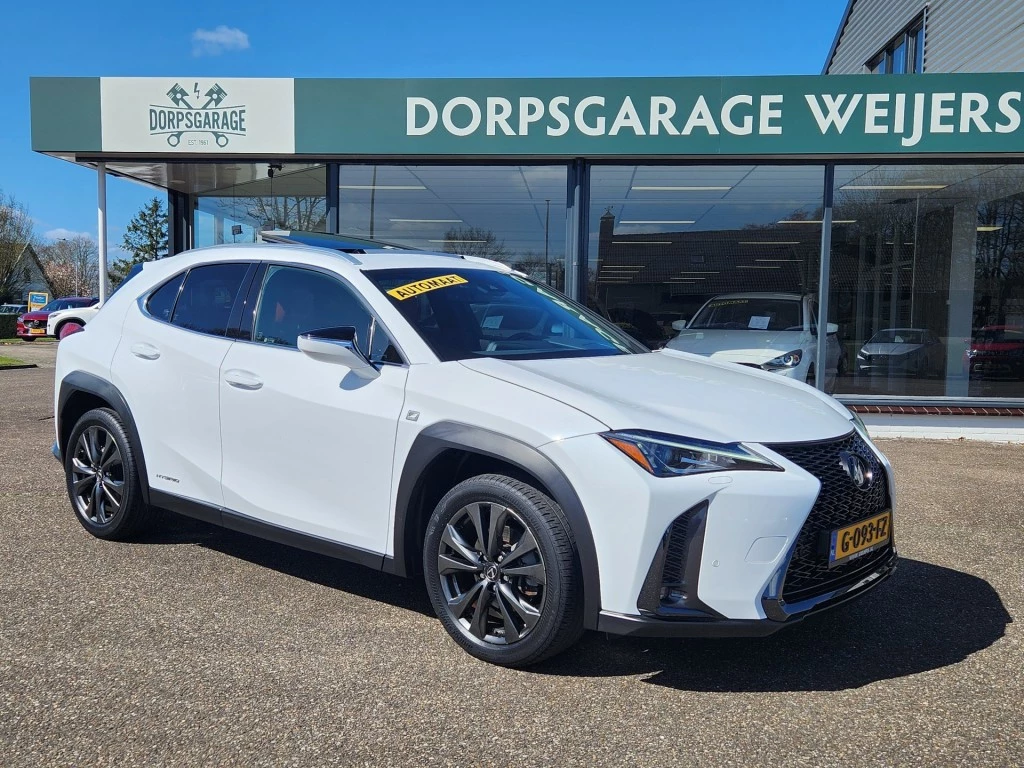 Hoofdafbeelding Lexus UX
