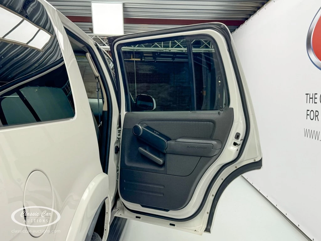 Hoofdafbeelding Ford Explorer