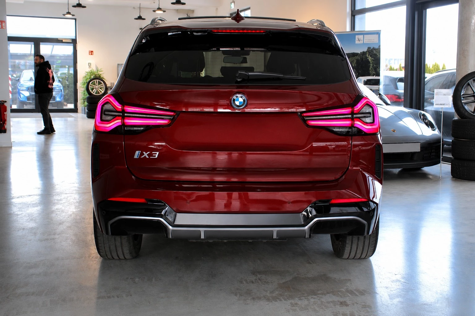 Hoofdafbeelding BMW iX3