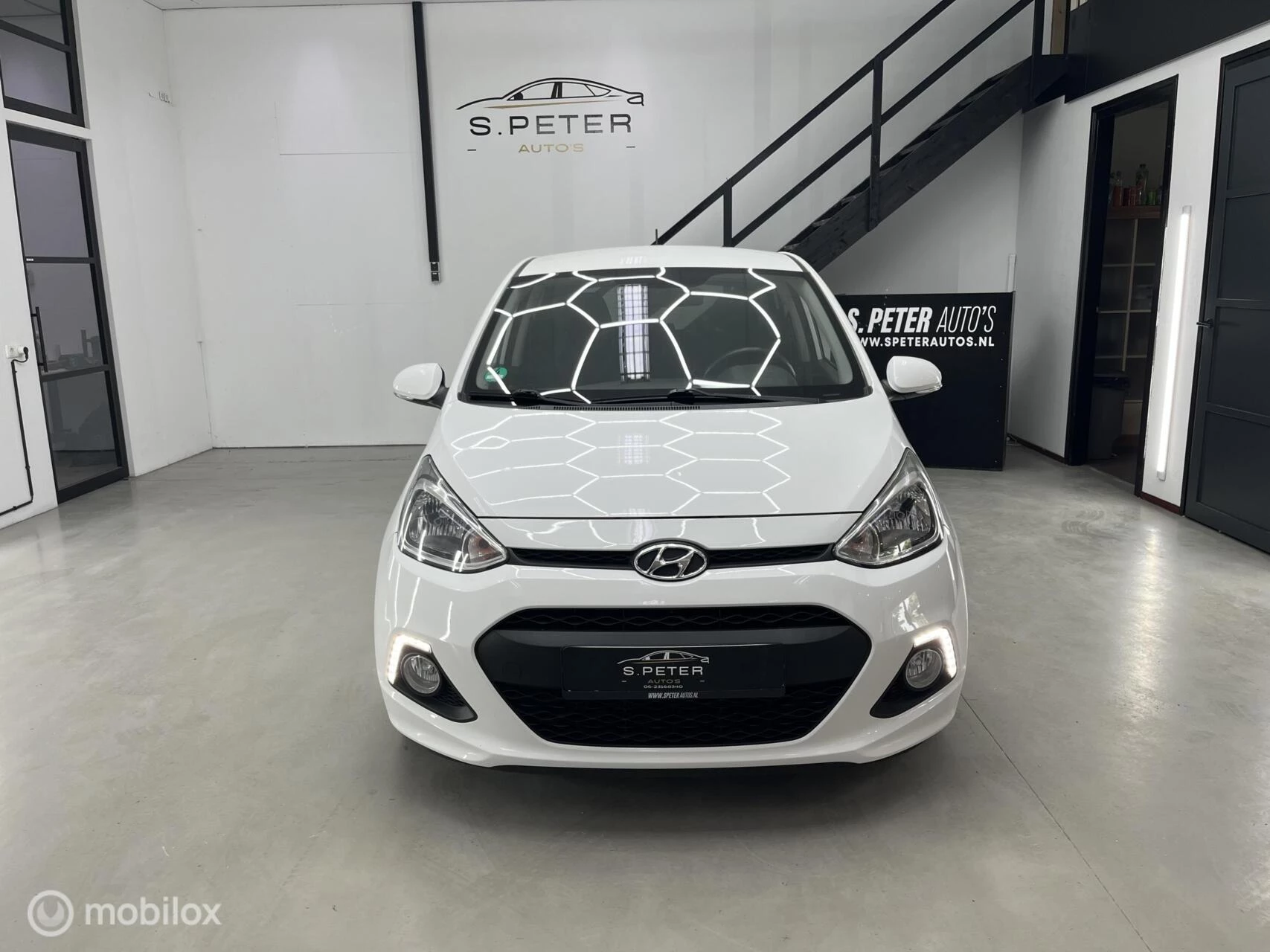 Hoofdafbeelding Hyundai i10