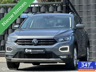 Hoofdafbeelding Volkswagen T-Roc Volkswagen T-Roc 1.5 TSI Style + APPLE CARPLAY