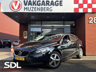 Volvo V40 2.0 T2 Momentum // NAVI // CLIMA // CRUISE // TREKHAAK // LICHT METALEN VELGEN