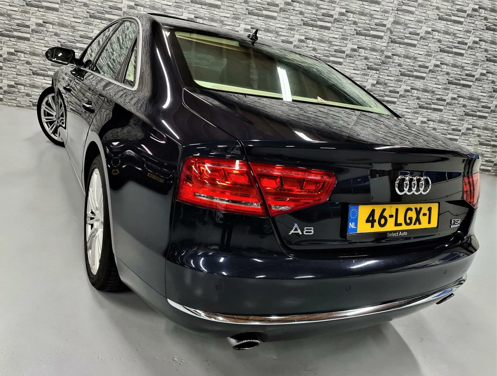 Hoofdafbeelding Audi A8