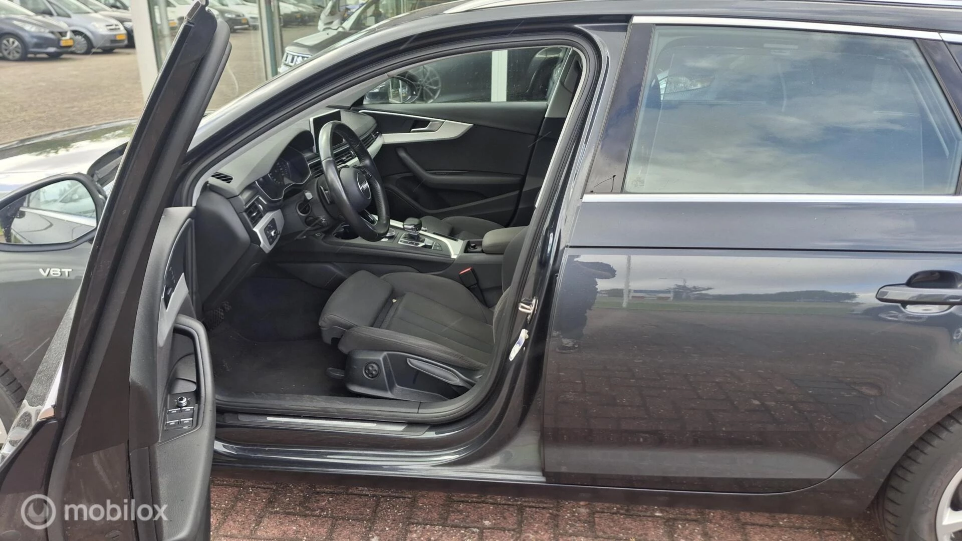 Hoofdafbeelding Audi A4