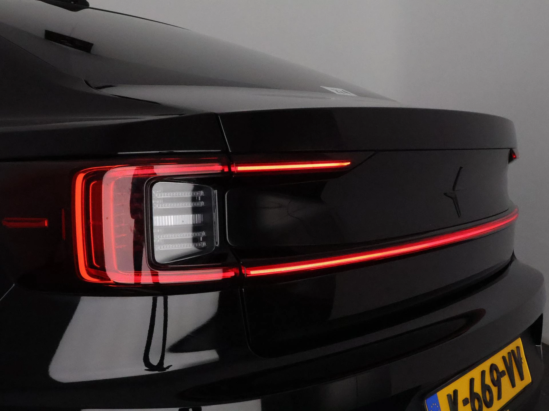 Hoofdafbeelding Polestar 2