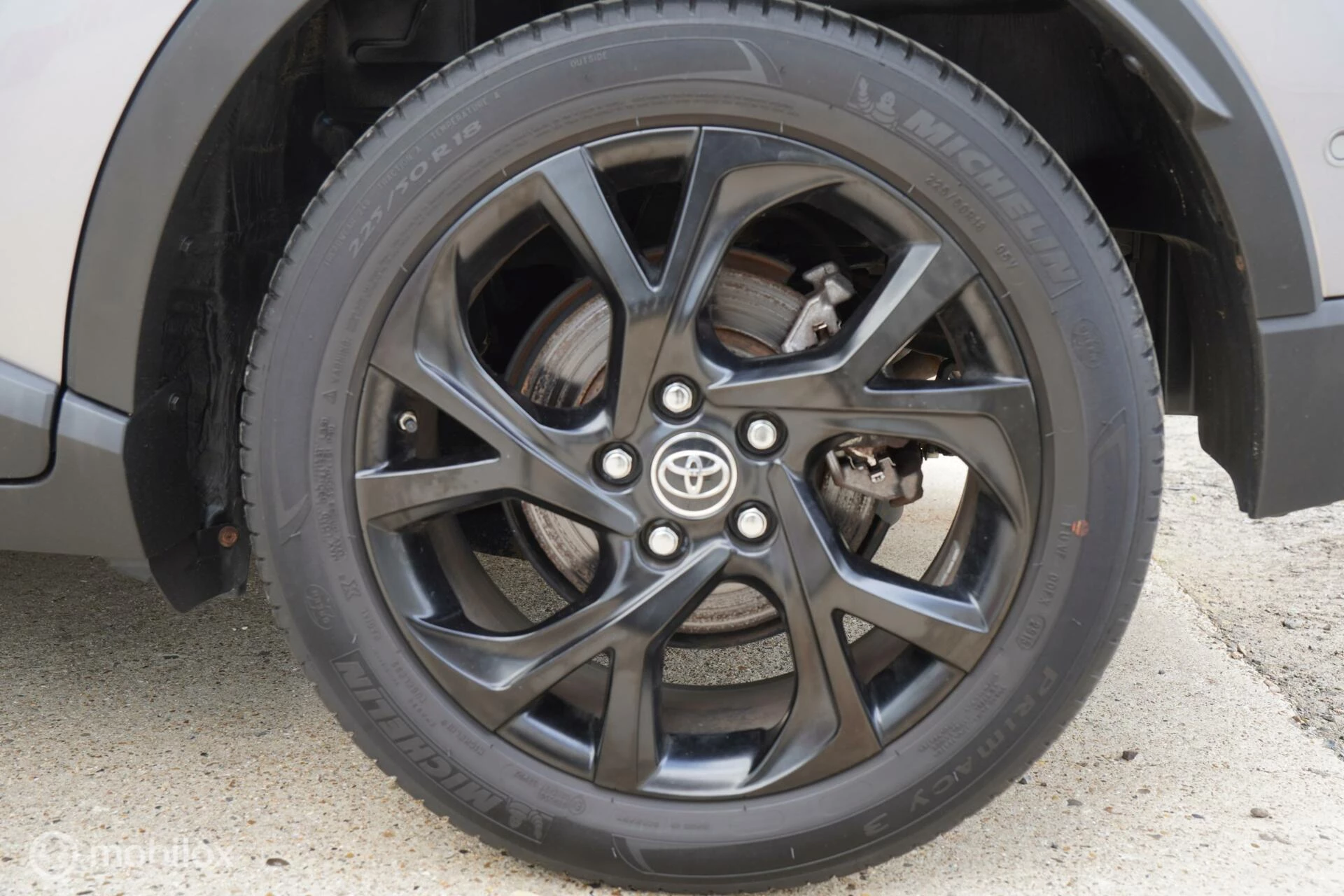 Hoofdafbeelding Toyota C-HR