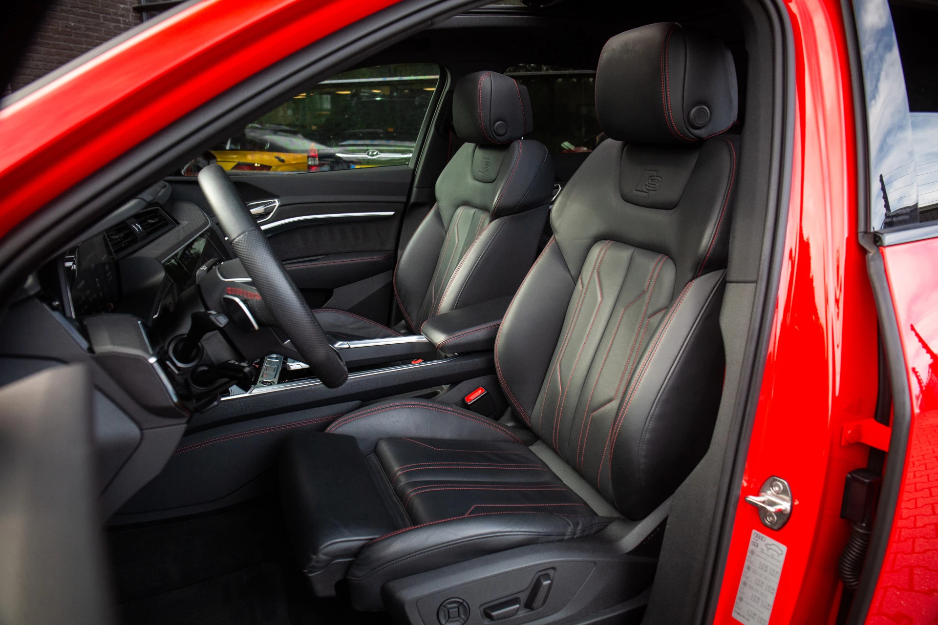 Hoofdafbeelding Audi Q8 Sportback e-tron