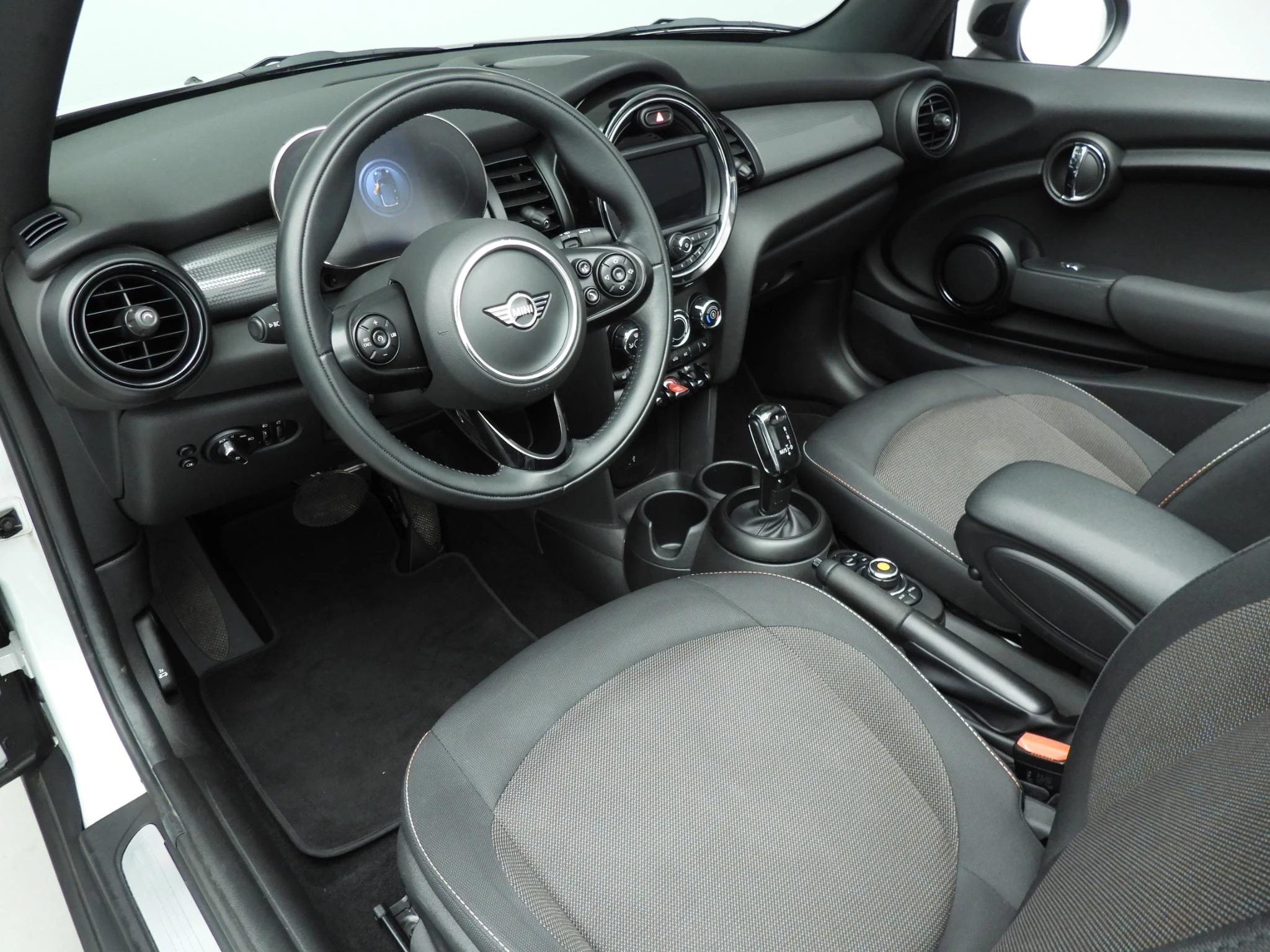 Hoofdafbeelding MINI Cooper Cabrio