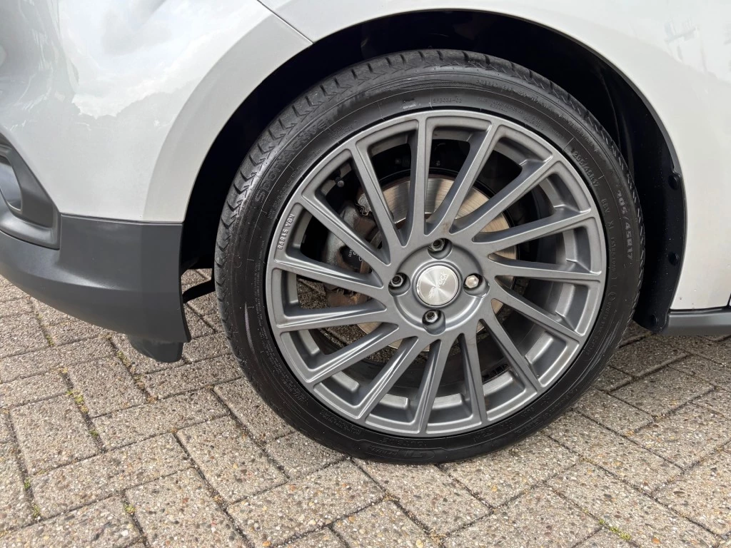 Hoofdafbeelding Ford Transit Courier