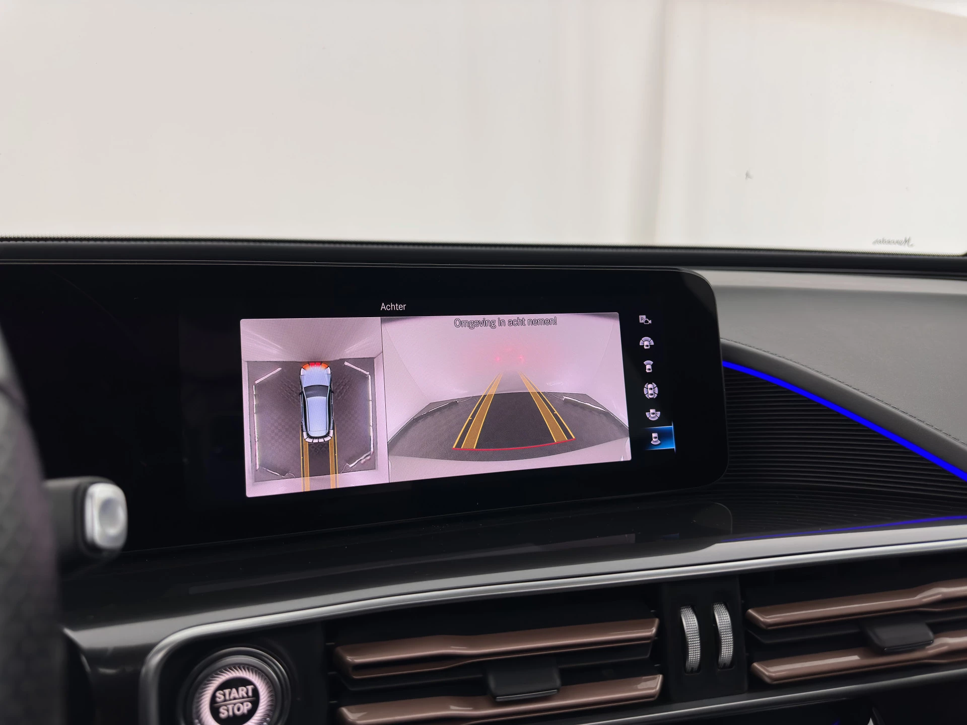 Hoofdafbeelding Mercedes-Benz EQC