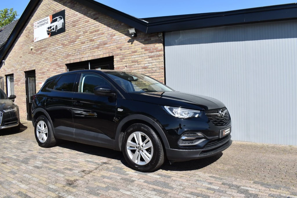 Hoofdafbeelding Opel Grandland X