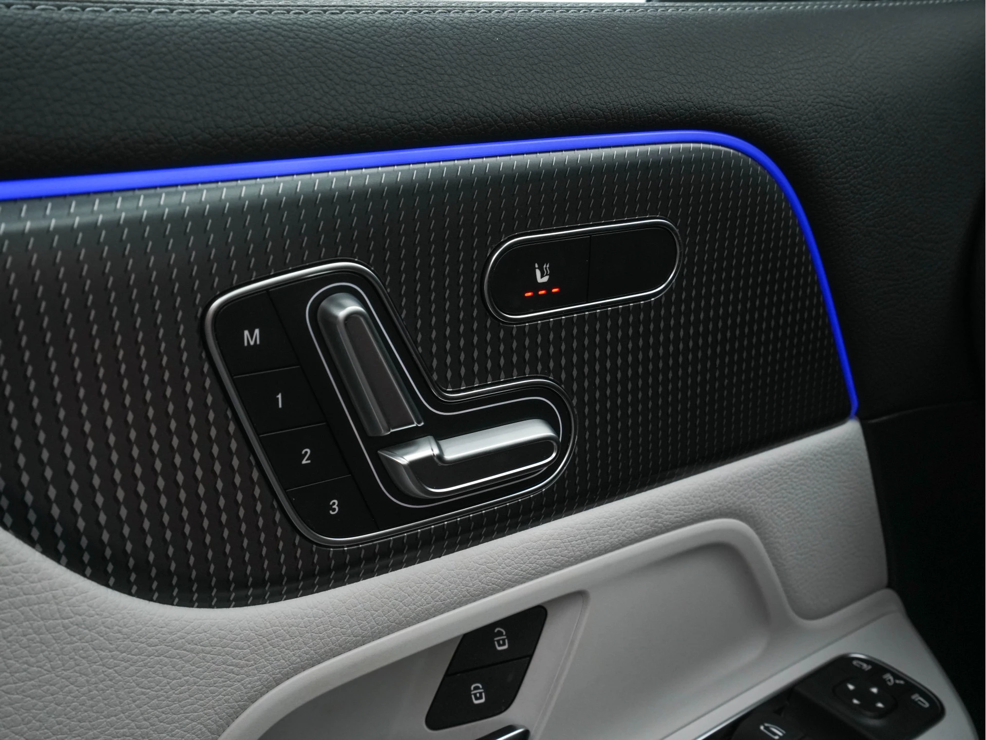 Hoofdafbeelding Mercedes-Benz EQA