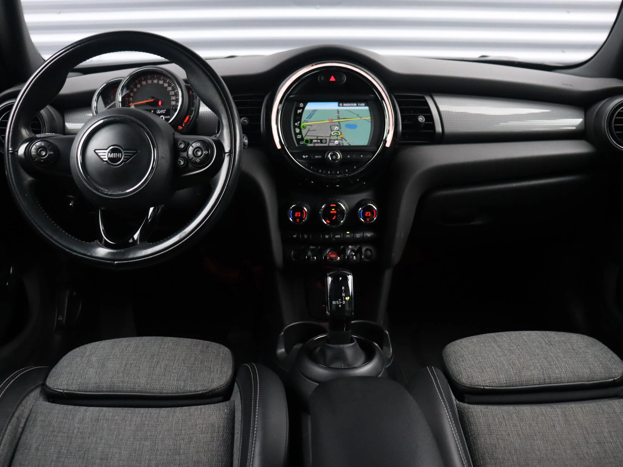 Hoofdafbeelding MINI 5-deurs