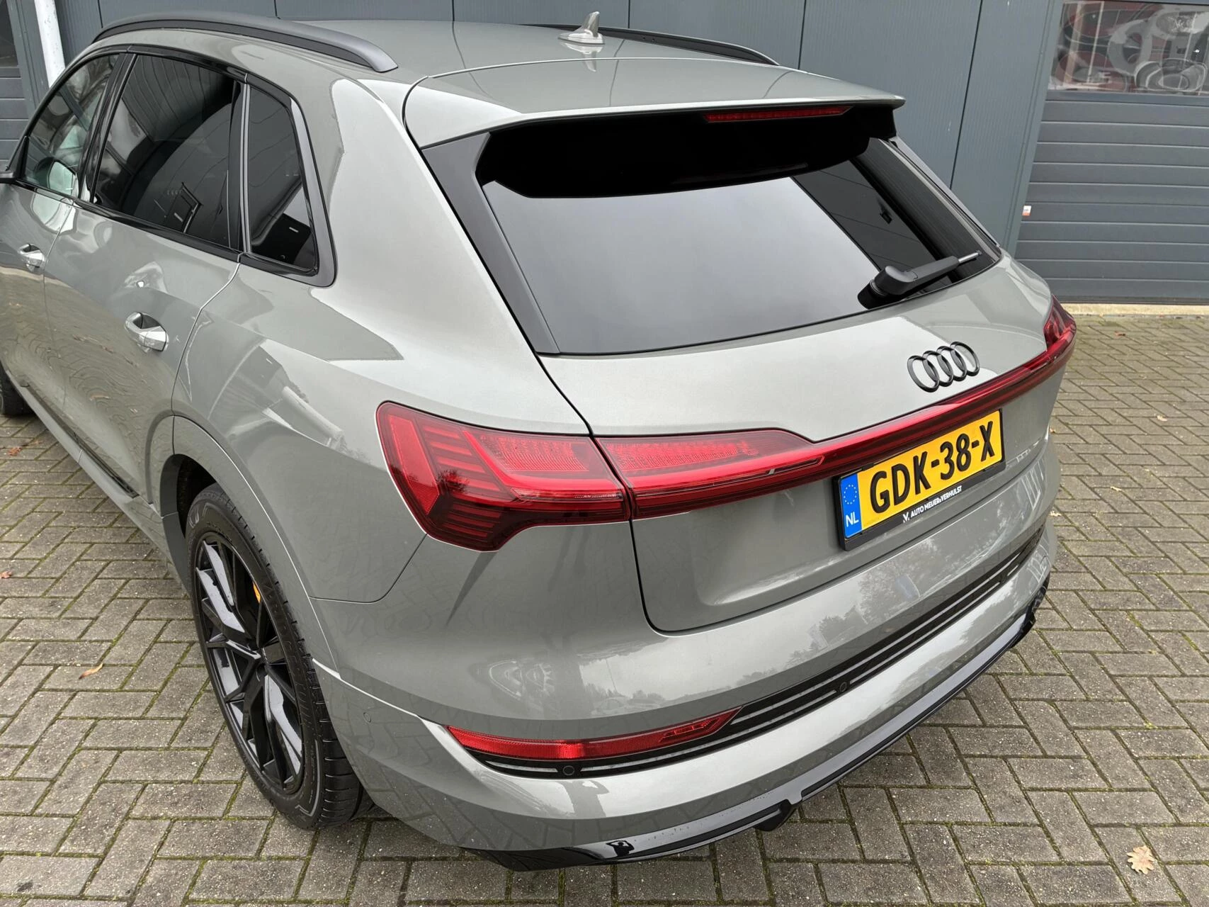 Hoofdafbeelding Audi e-tron