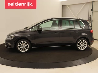 Volkswagen Golf Sportsvan 1.5 TSI Highline Edition | Stoelverwarming |  Trekhaak | Massage | Camera | Carplay | Full LED | Adaptive cruise | Navigatie | Climate control