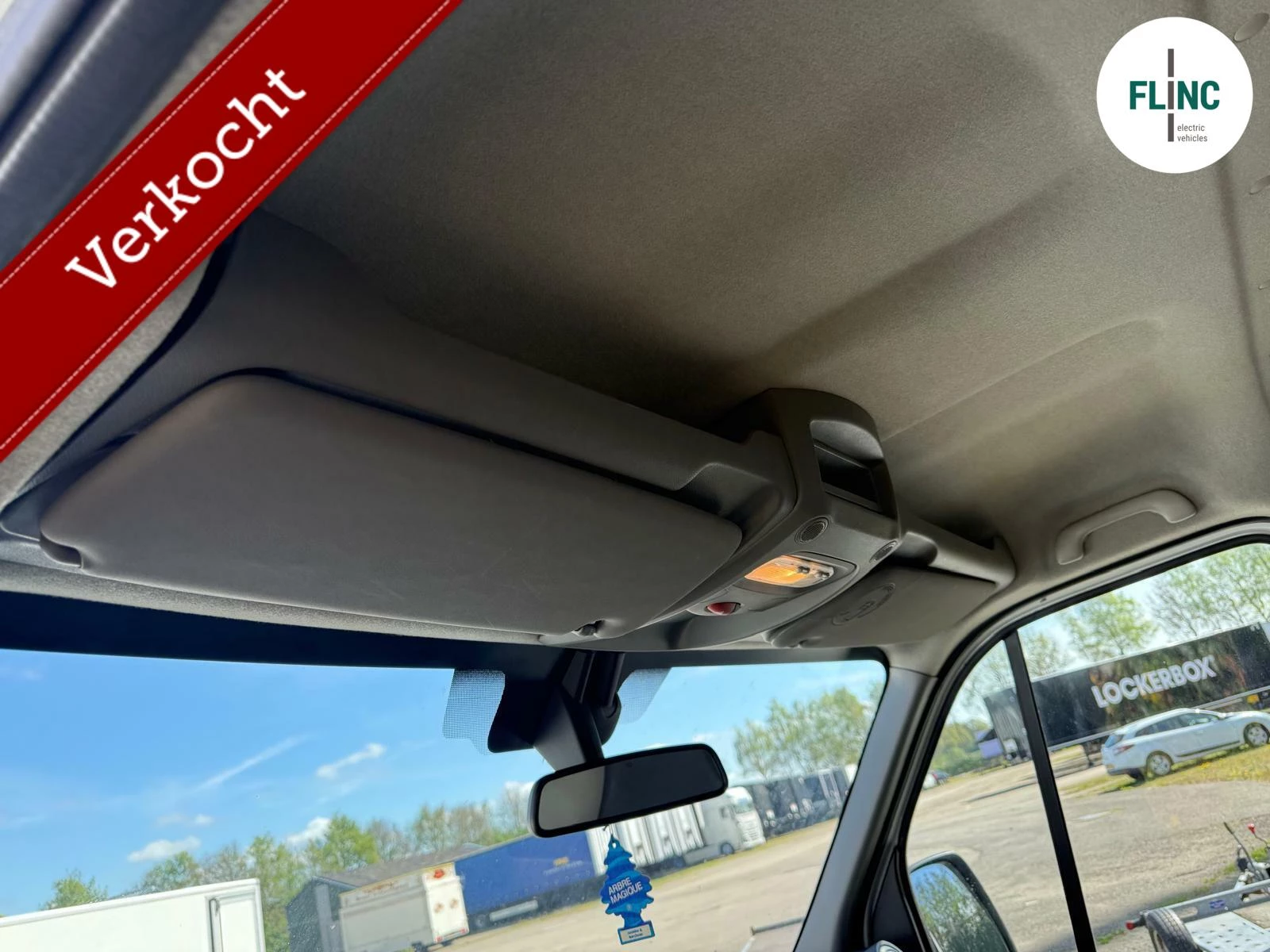 Hoofdafbeelding Nissan NV400