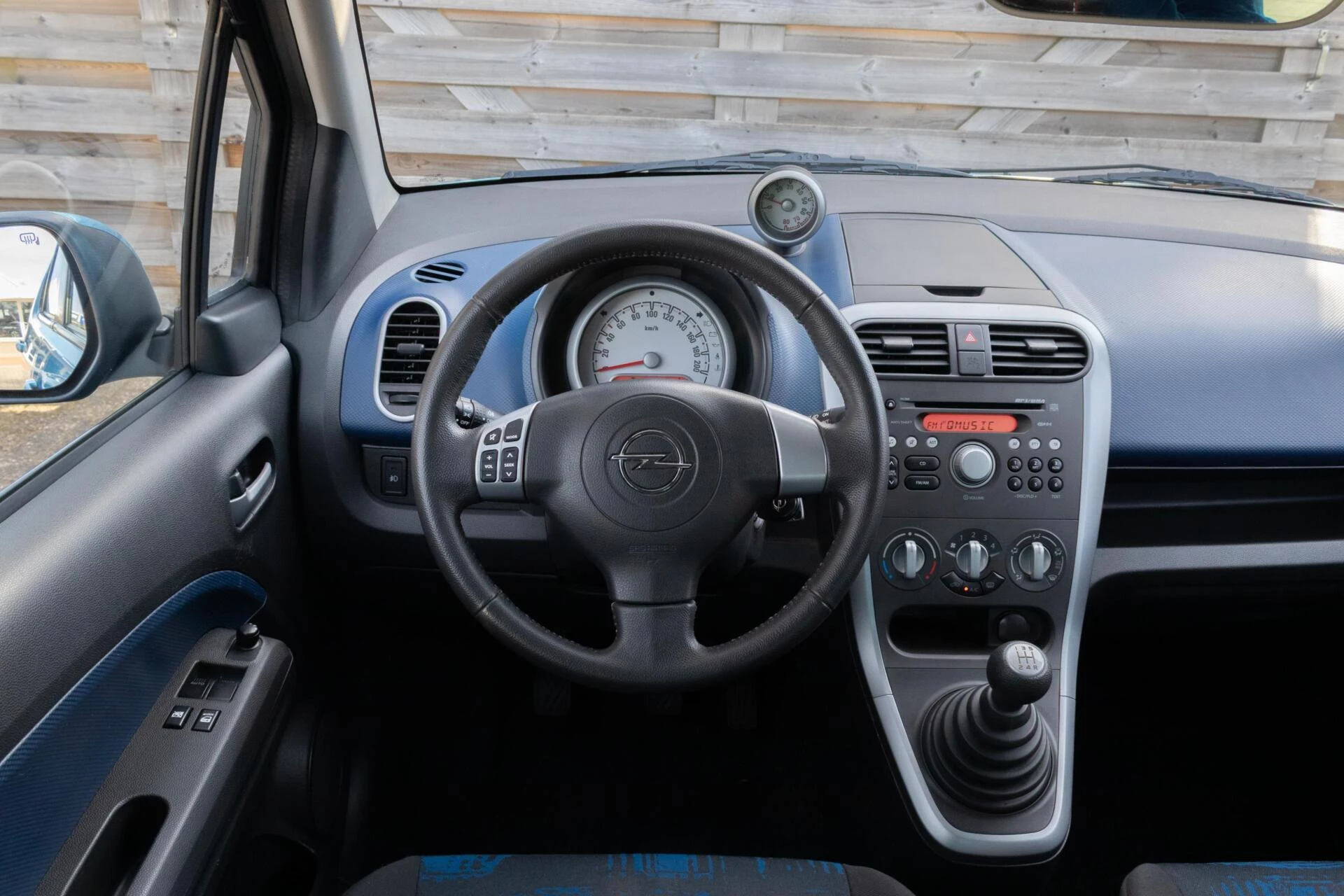 Hoofdafbeelding Opel Agila