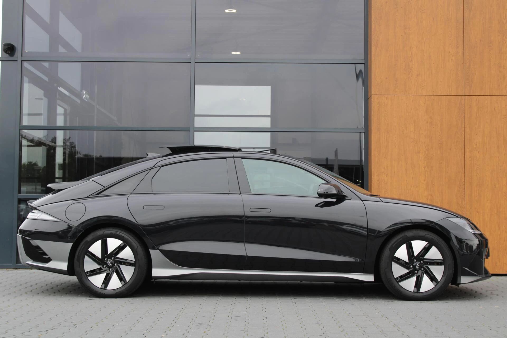 Hoofdafbeelding Hyundai IONIQ 6