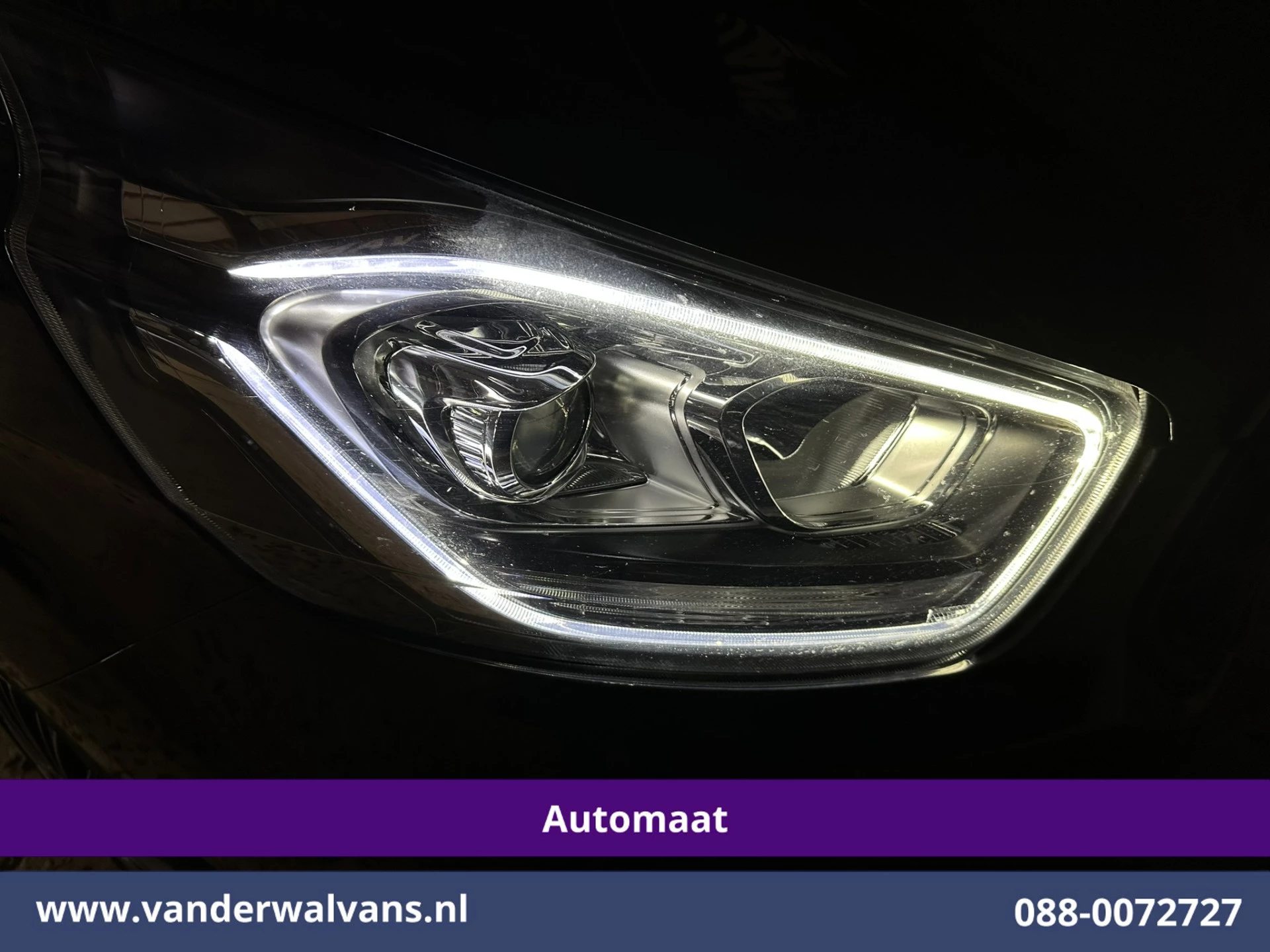 Hoofdafbeelding Ford Transit Custom