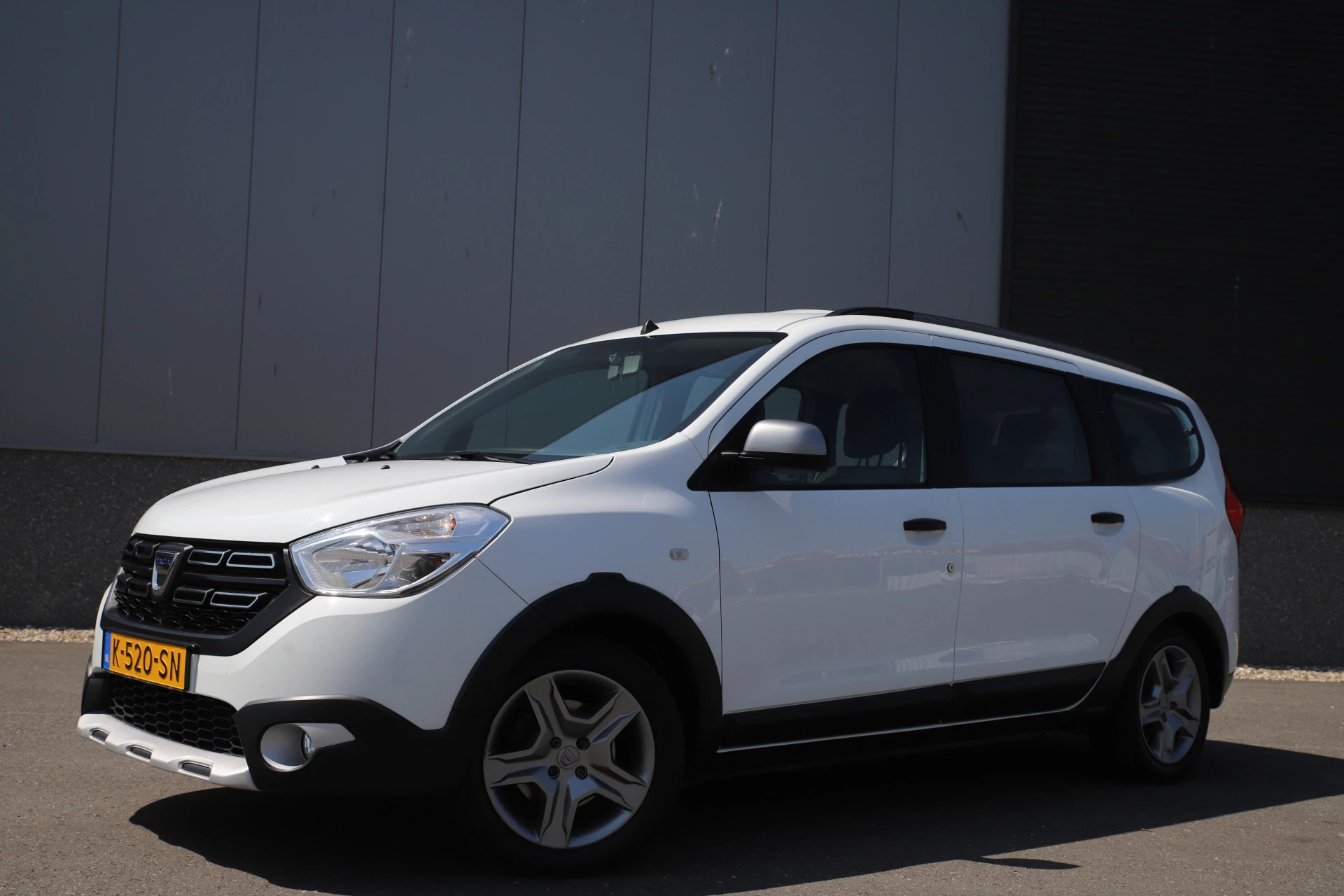 Hoofdafbeelding Dacia Lodgy