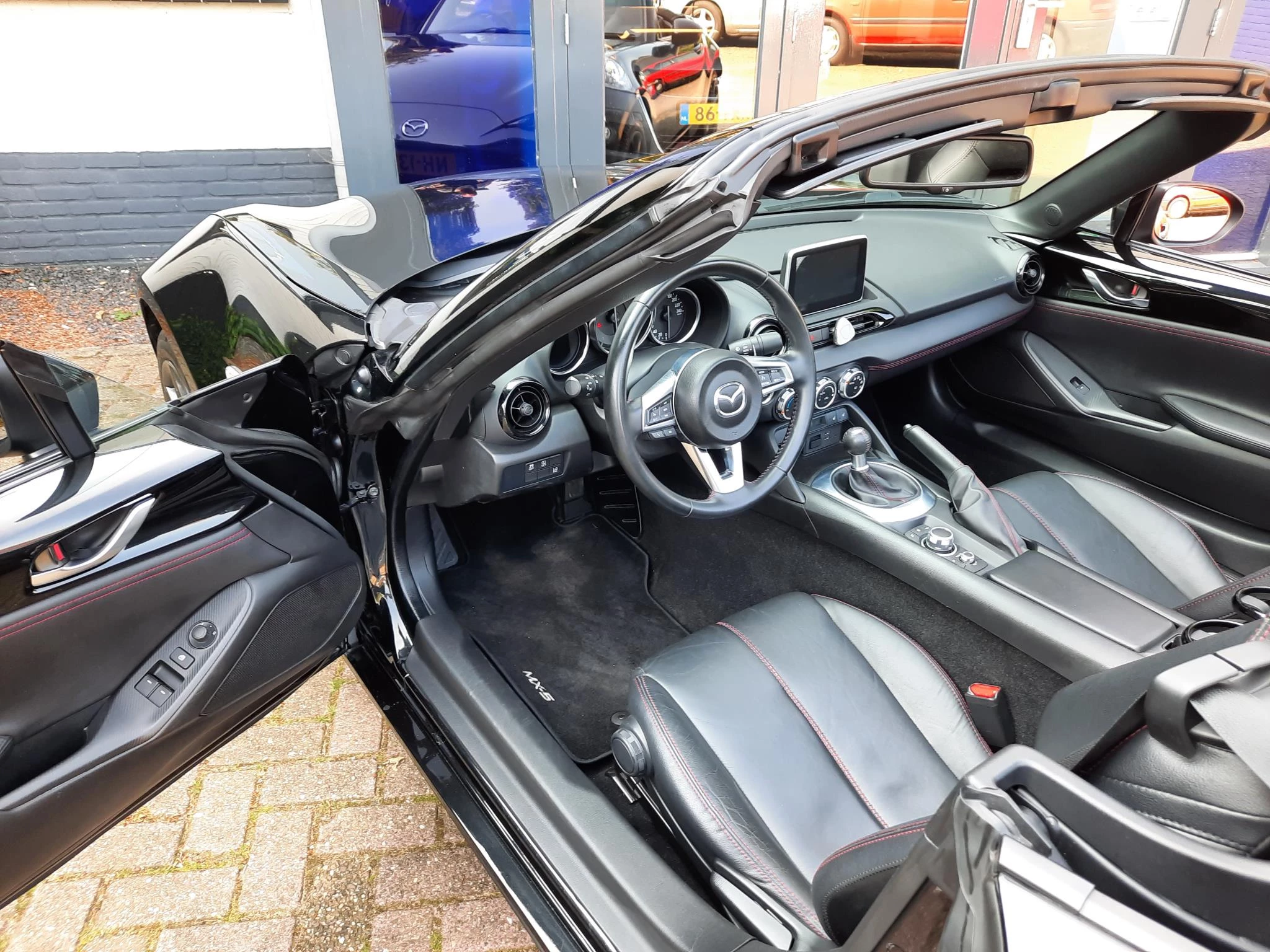 Hoofdafbeelding Mazda MX-5