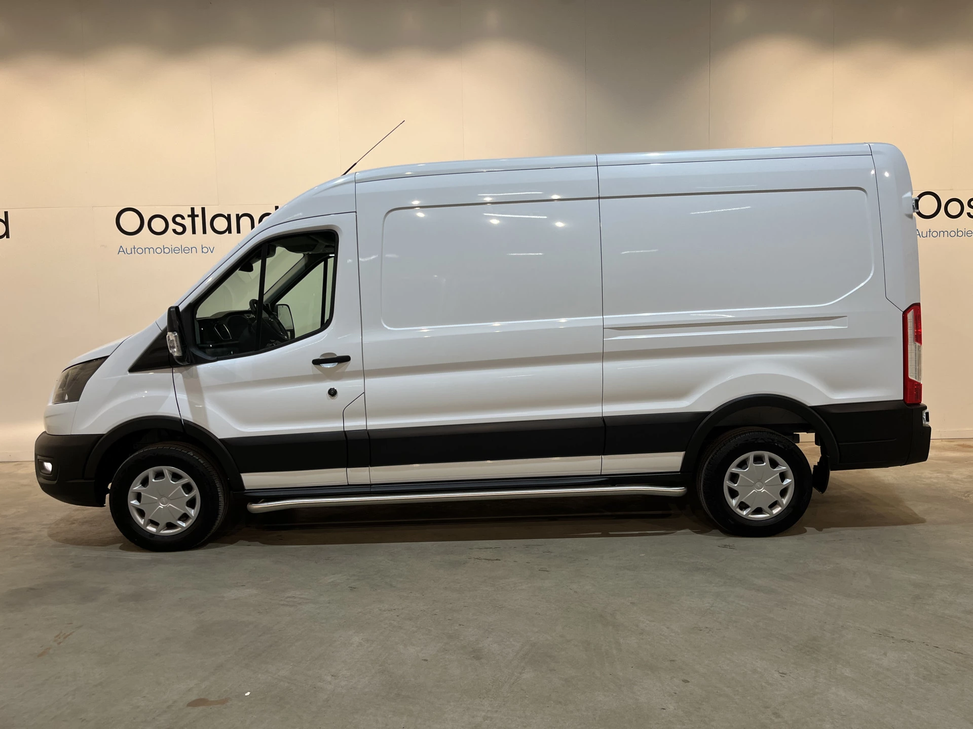 Hoofdafbeelding Ford E-Transit