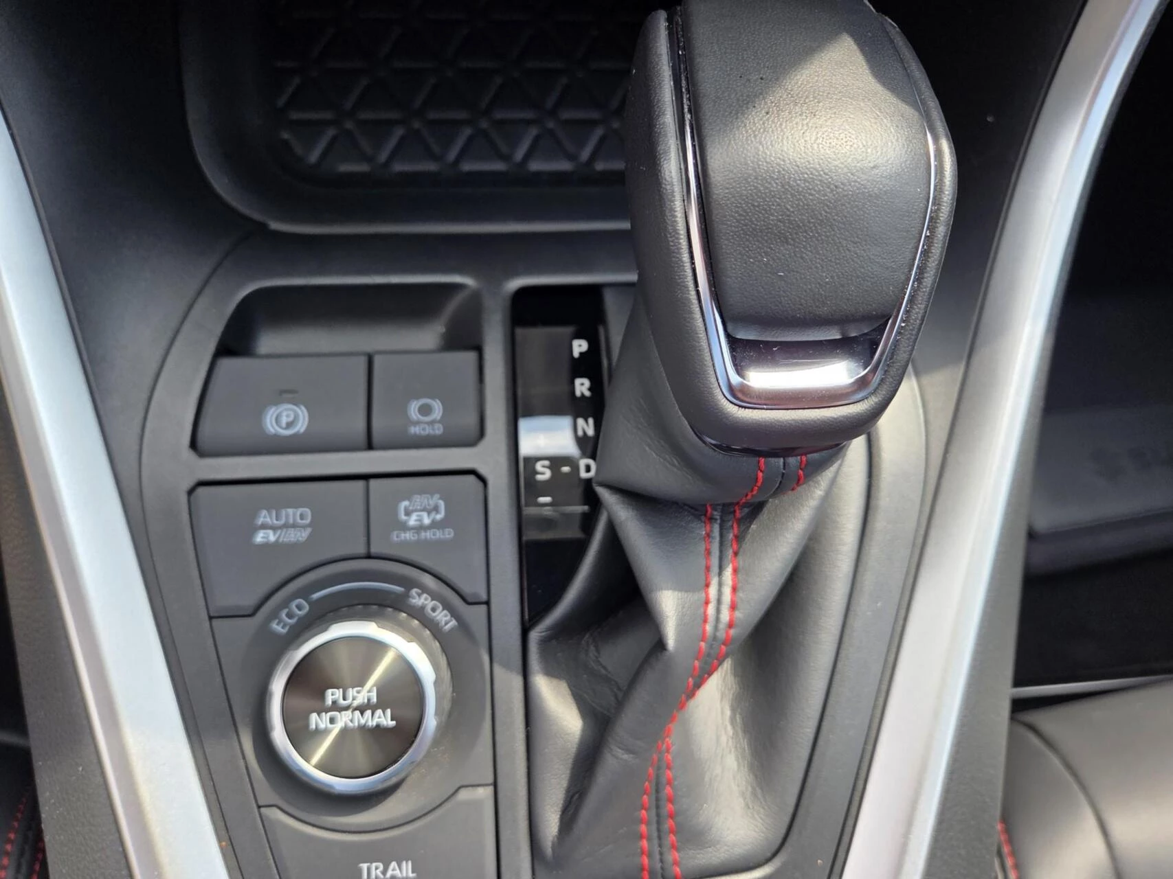 Hoofdafbeelding Suzuki Across
