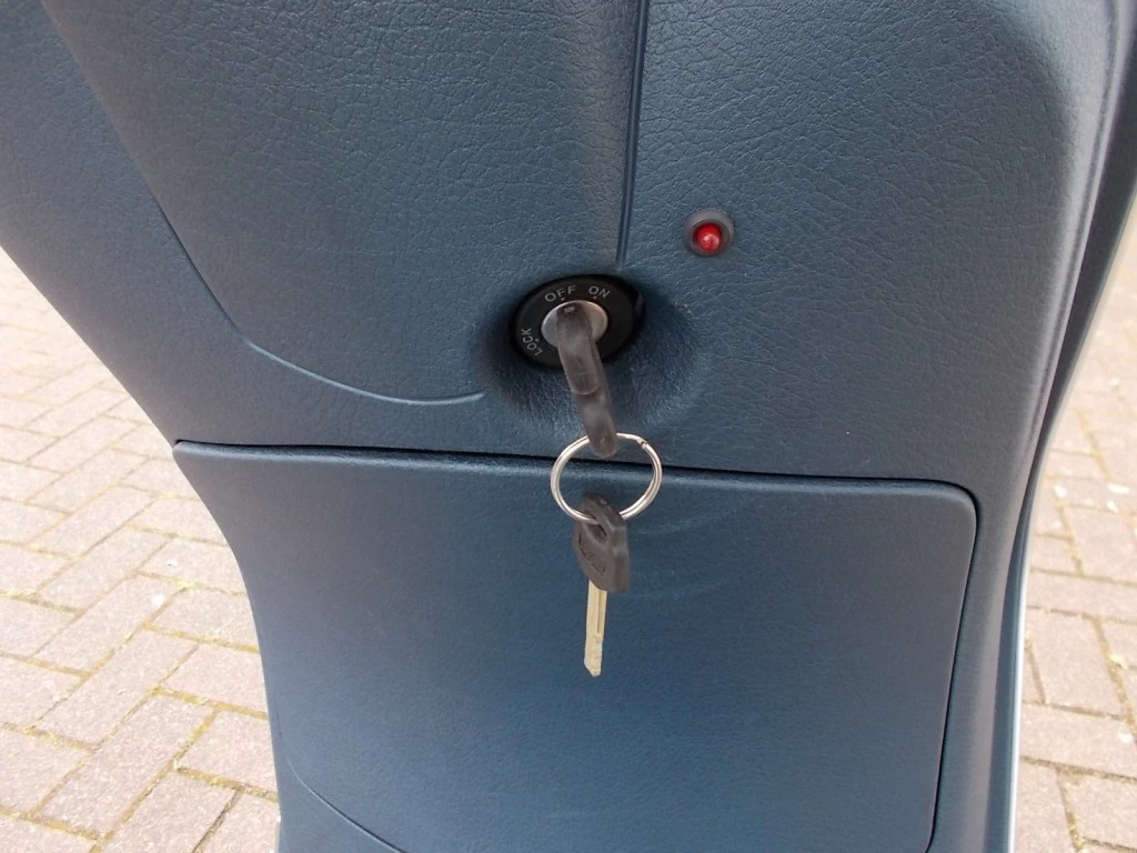Hoofdafbeelding Vespa LX