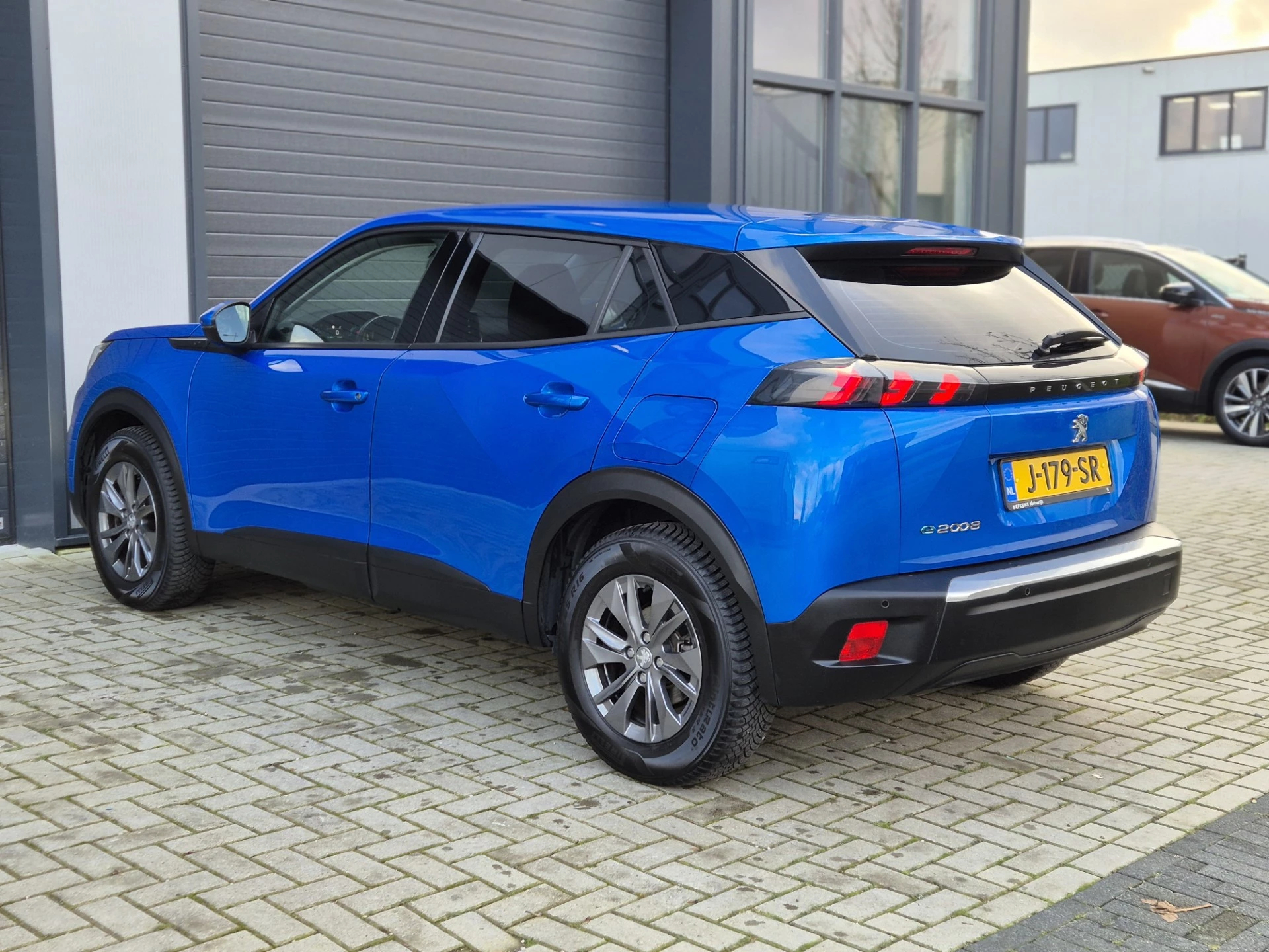 Hoofdafbeelding Peugeot e-2008