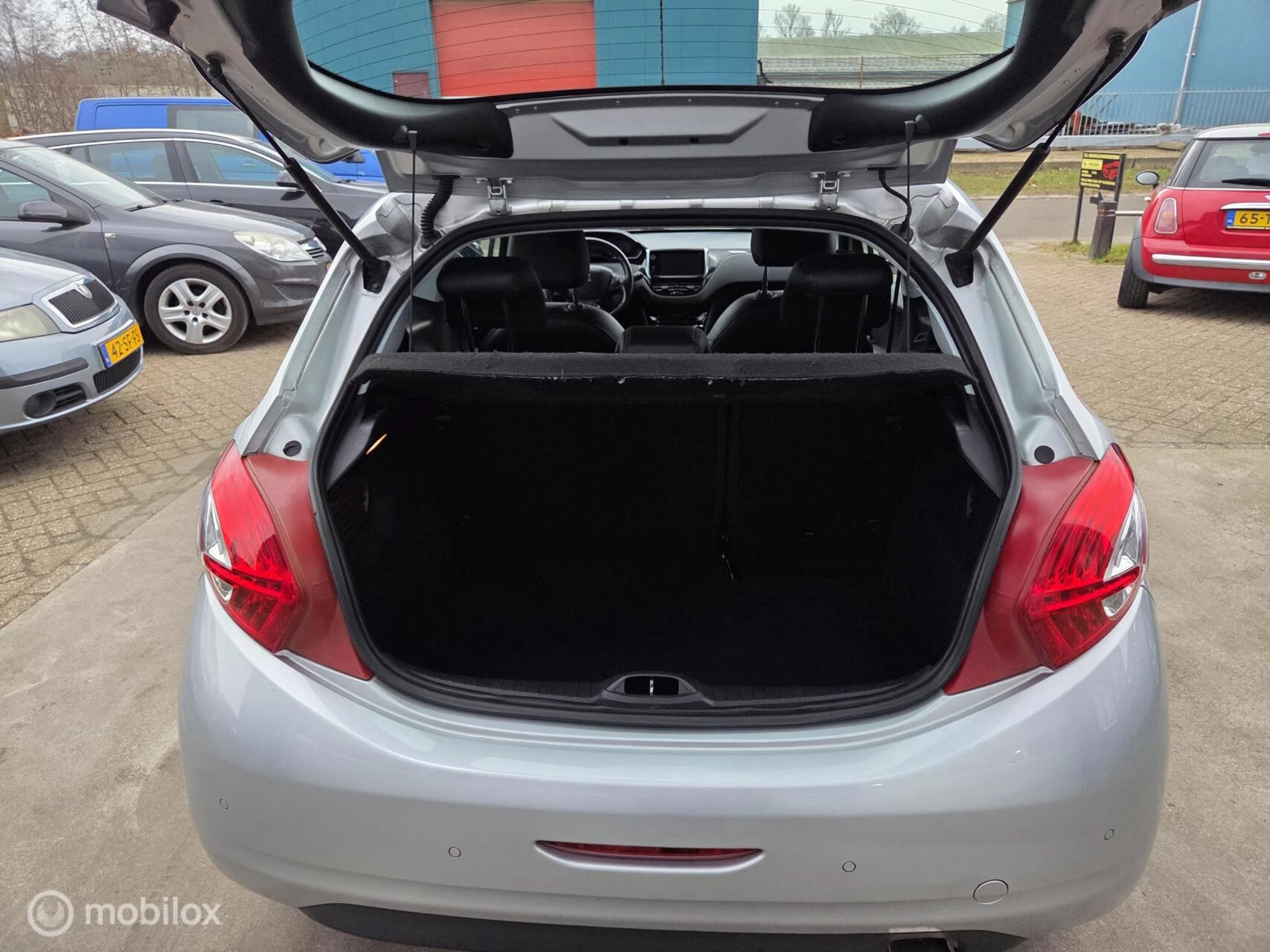 Hoofdafbeelding Peugeot 208