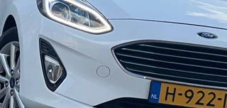 Ford Fiesta 1.0 EcoBoost Titanium - Frozen White - Led/Carplay/LMV