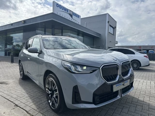 BMW X3 30e xDrive M Sport New Model Direct leverbaar Pano-Dak | Trekhaak | Leer | Stuurverw. | Stoelventilatie en Verwarming
