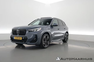 BMW X1 xDrive25e M Sport | Pano | Afn. Trekhaak | Shadow Line | HUD | Camera | Leder | CarPlay