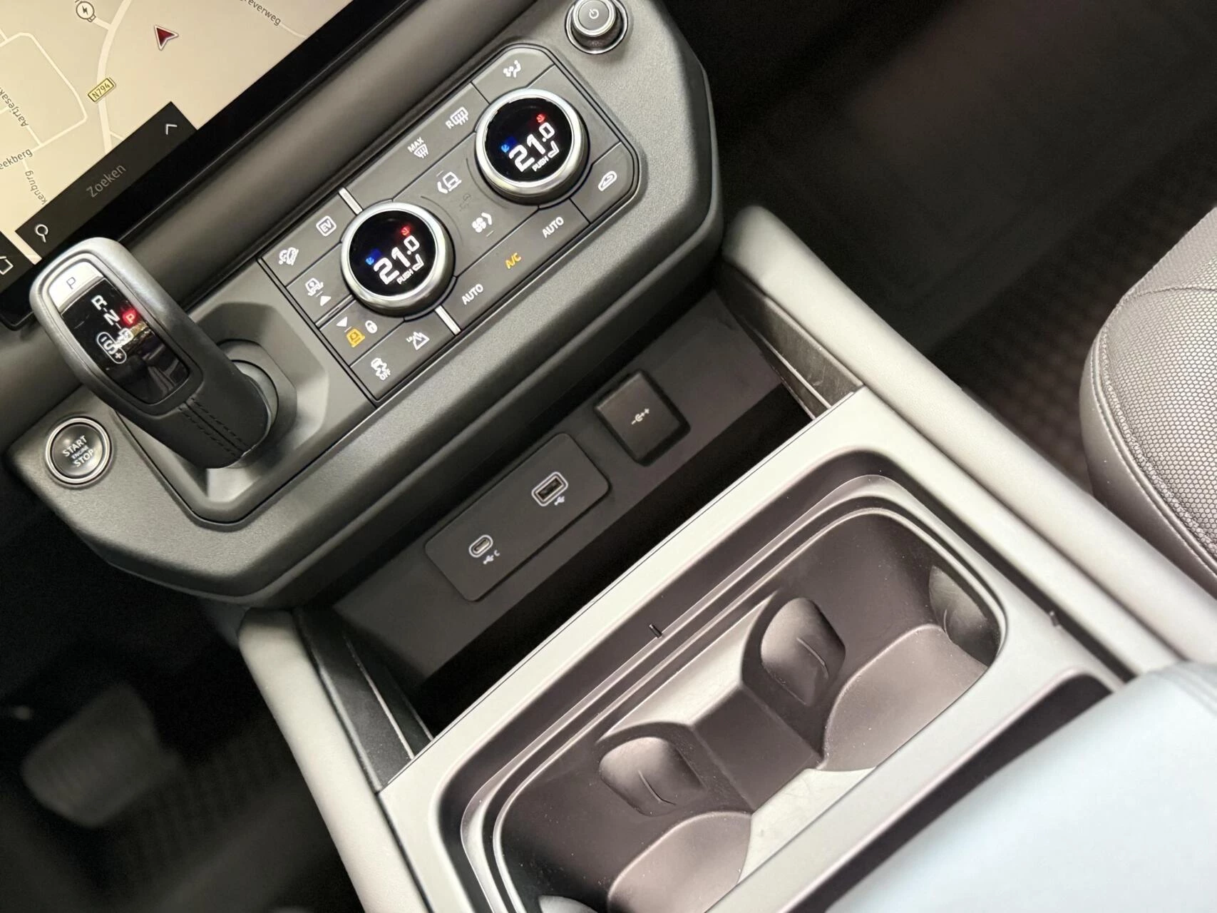 Hoofdafbeelding Land Rover Defender