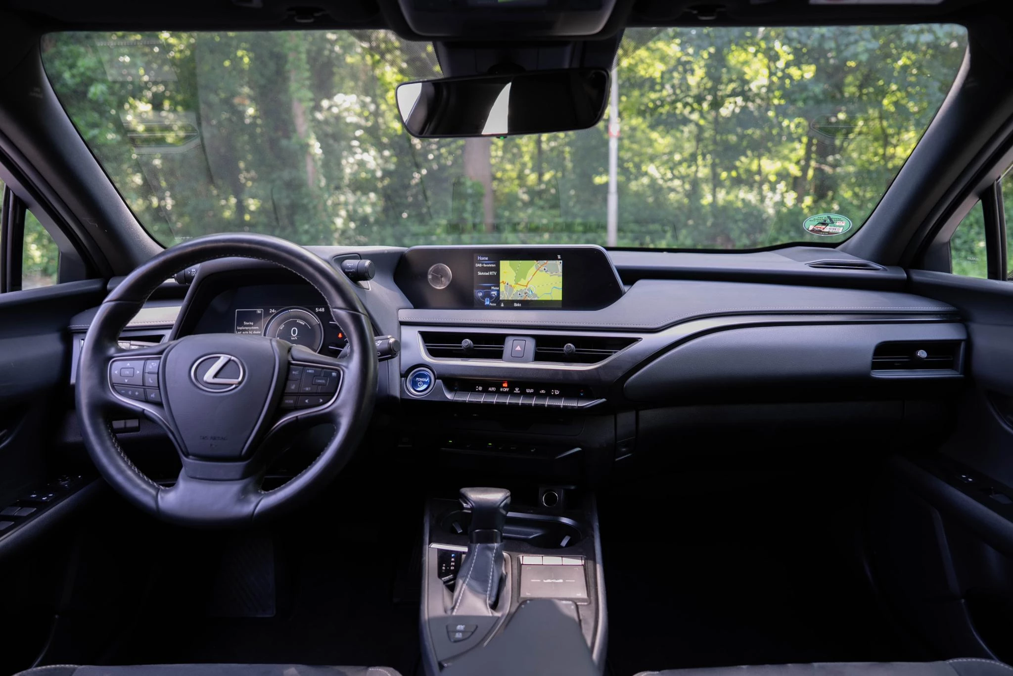 Hoofdafbeelding Lexus UX