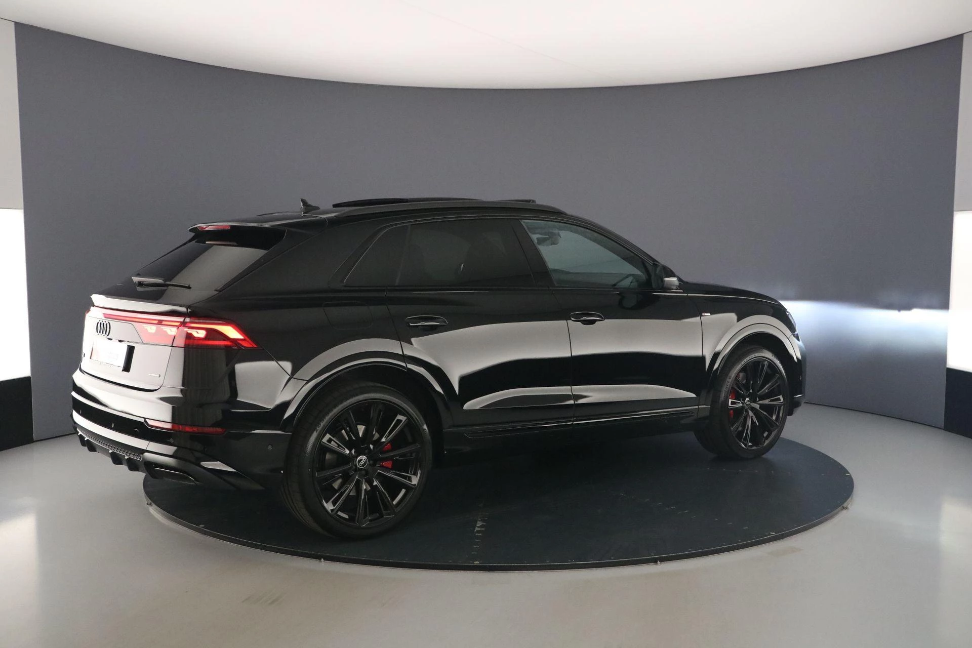 Hoofdafbeelding Audi Q8