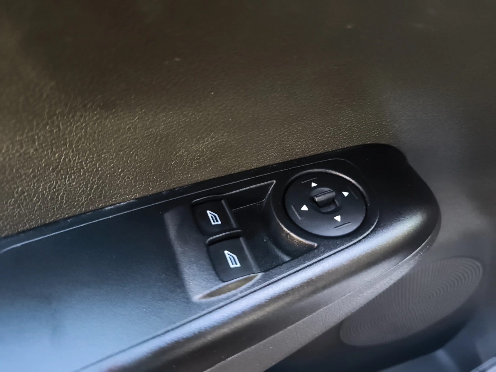 Hoofdafbeelding Ford Transit Courier