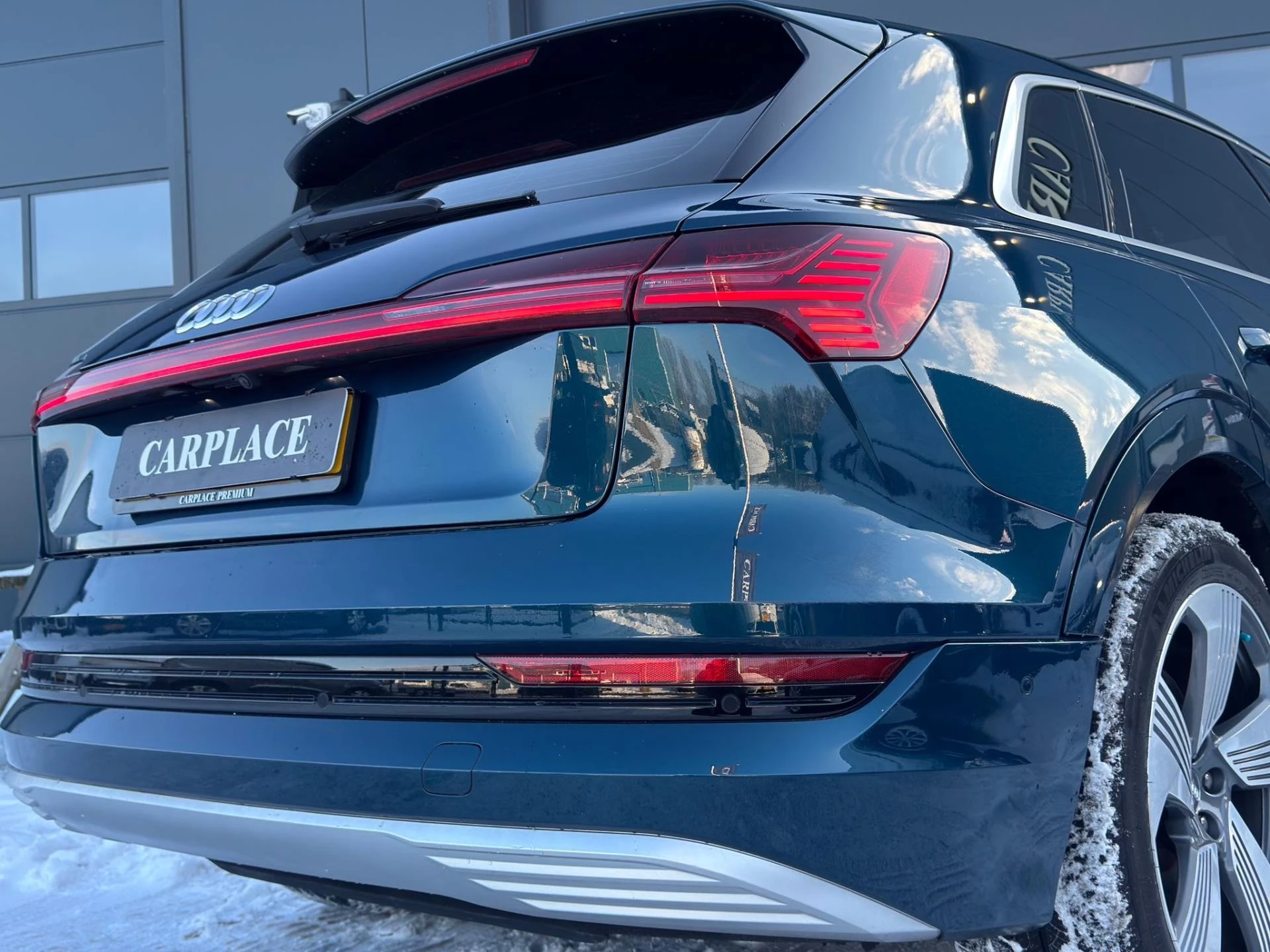 Hoofdafbeelding Audi e-tron