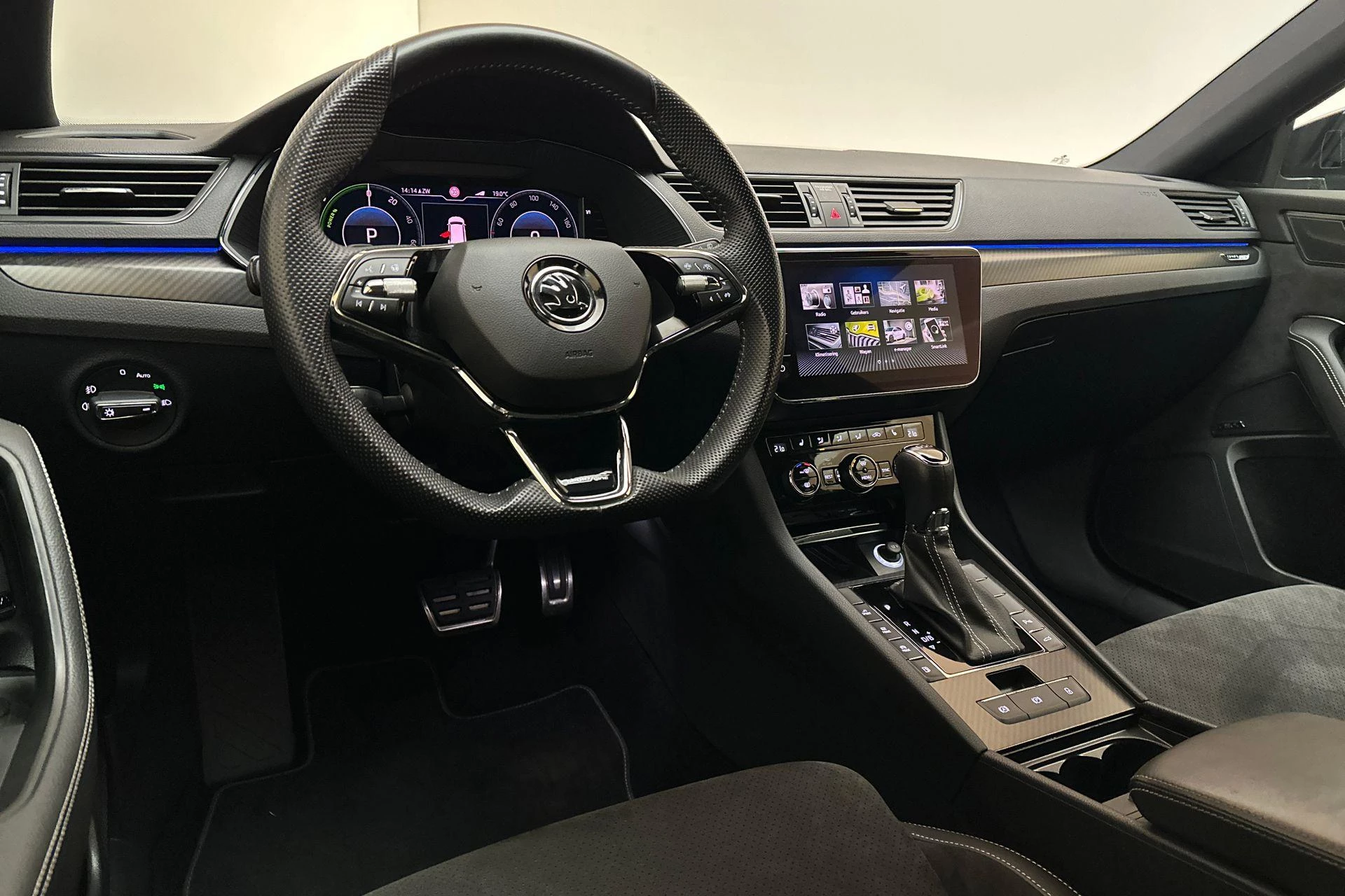 Hoofdafbeelding Škoda Superb